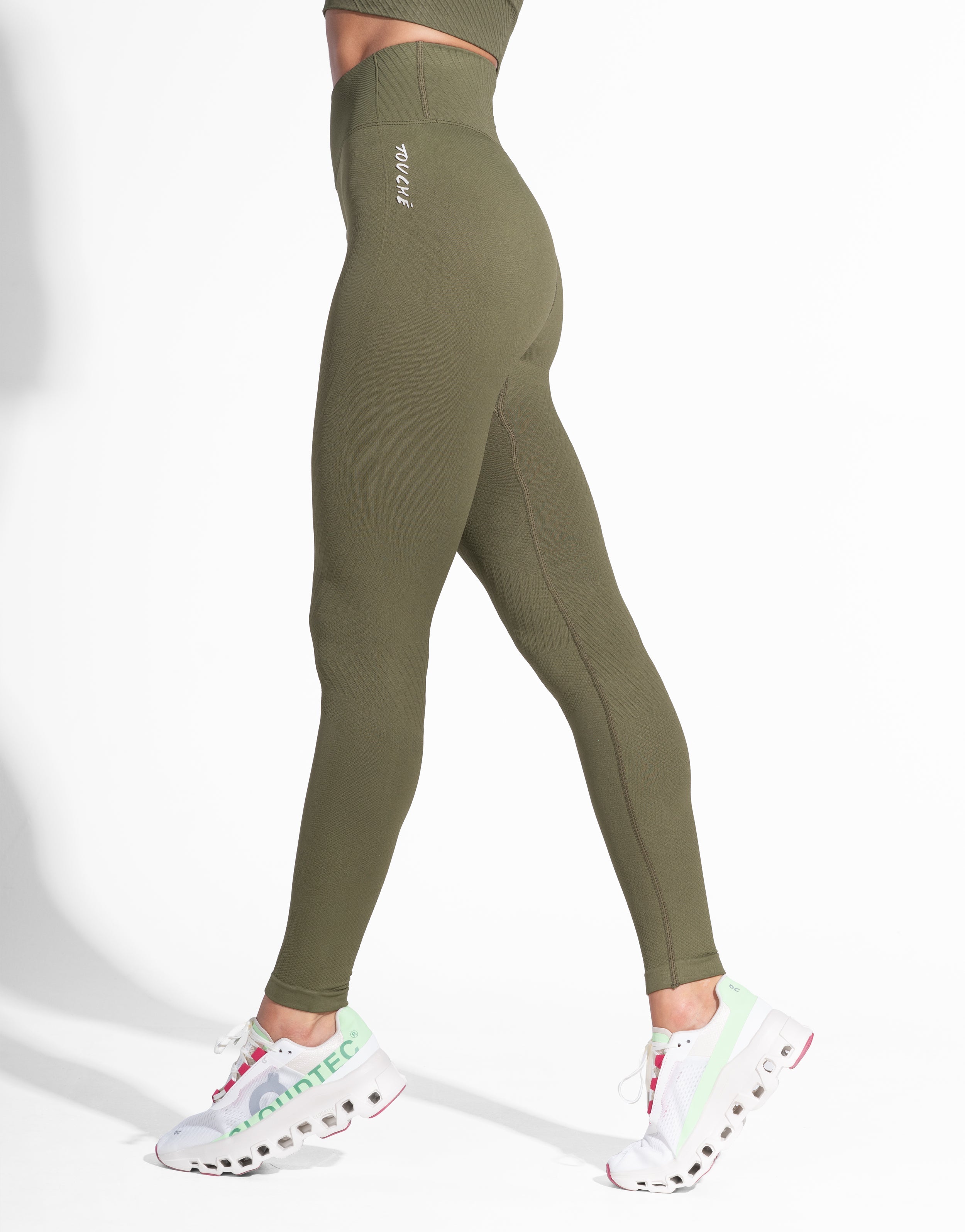 ADAPT MILITAR SEAMLESS