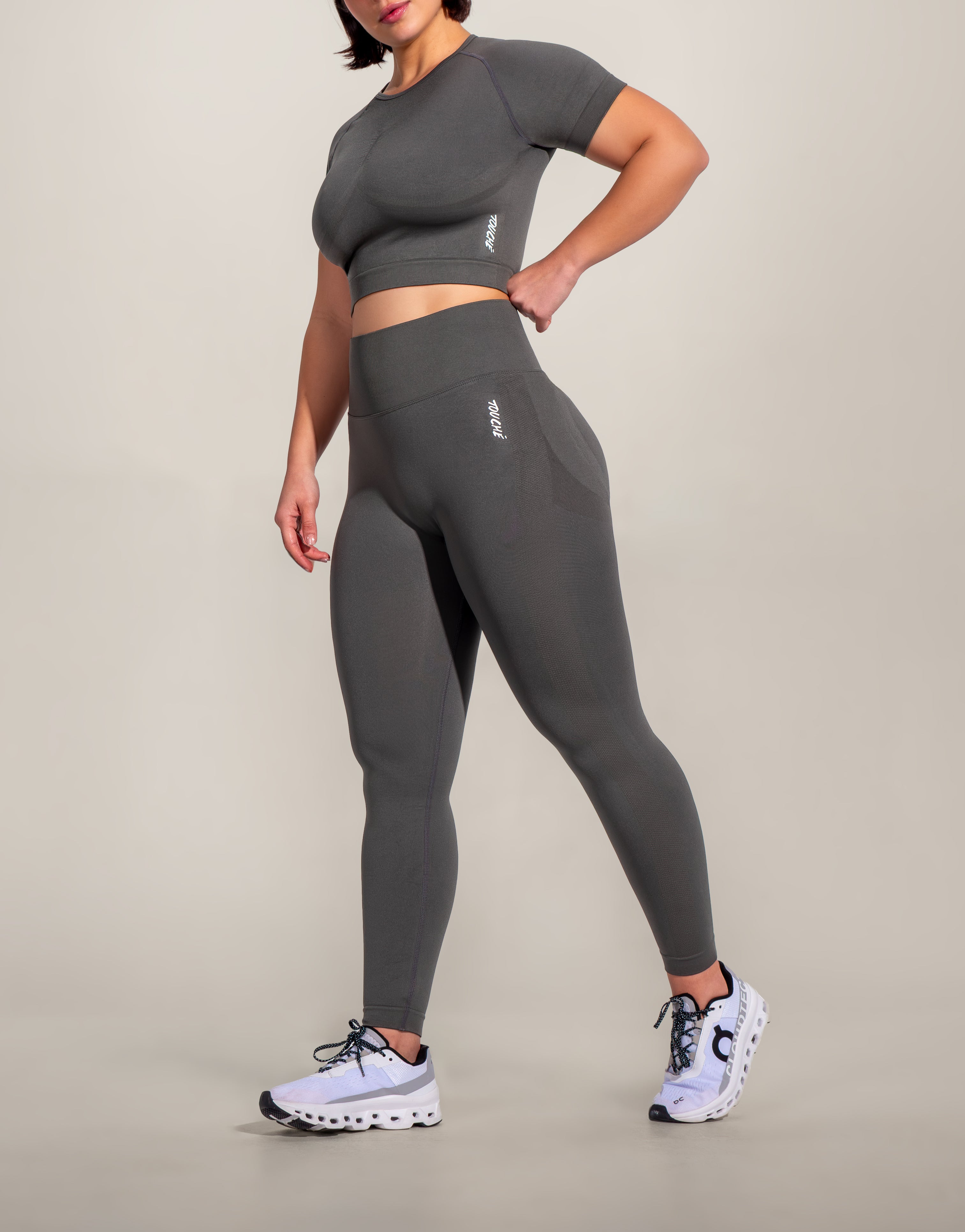 ENDURE GREY TOP SEAMLESS