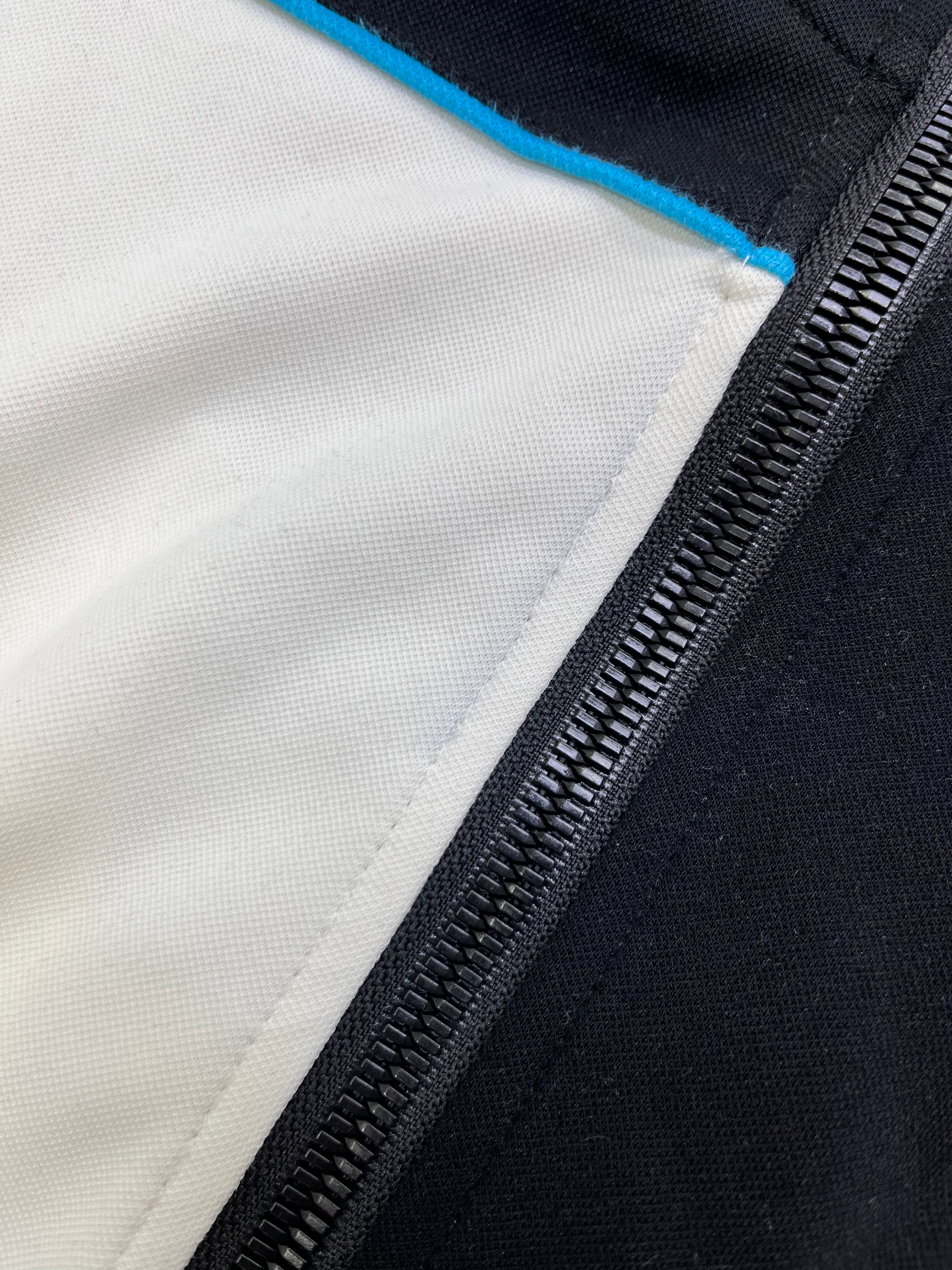ZIPPED CREME WINDBREAK (FALLA)