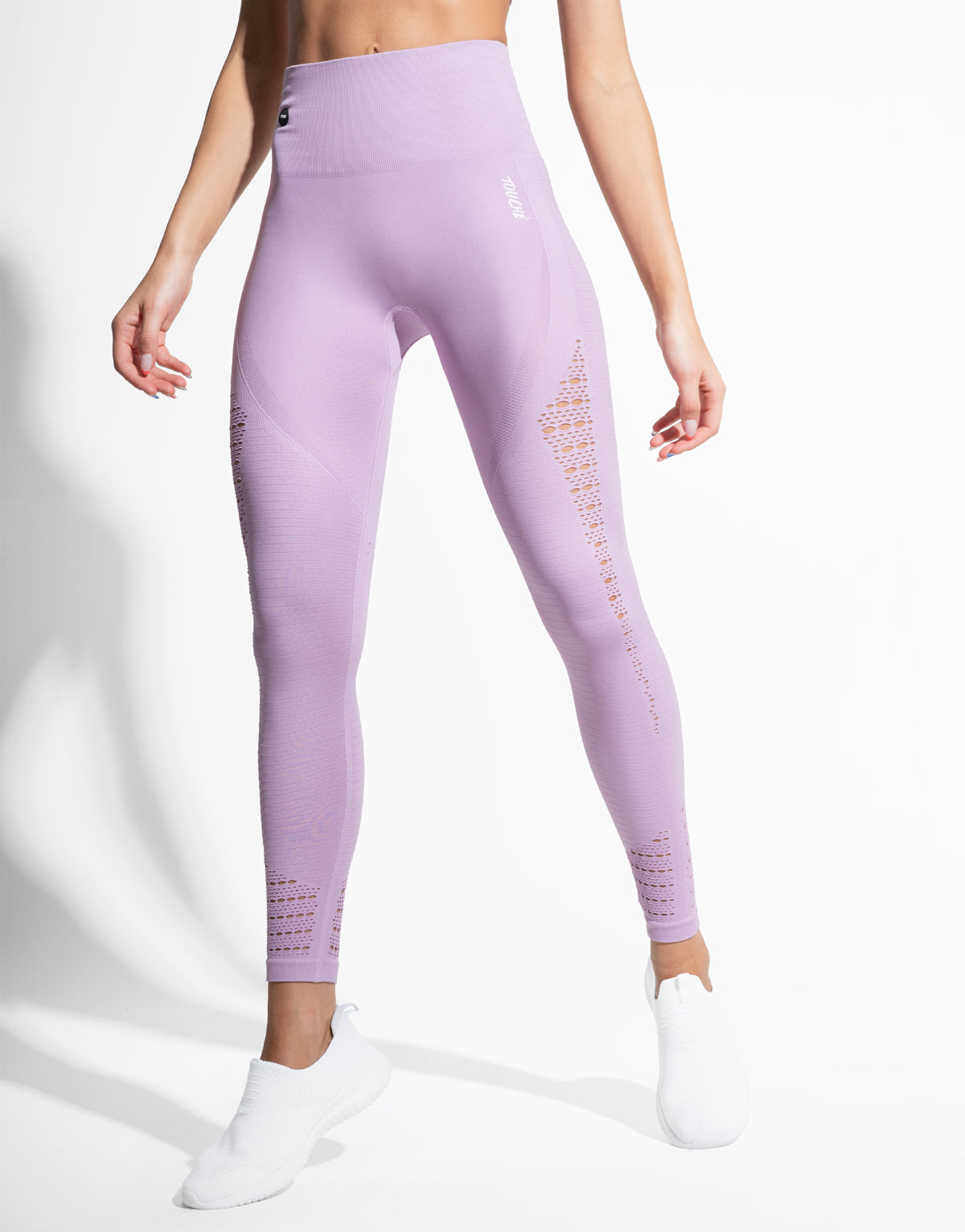 CLASSIC VIOLET SEAMLESS