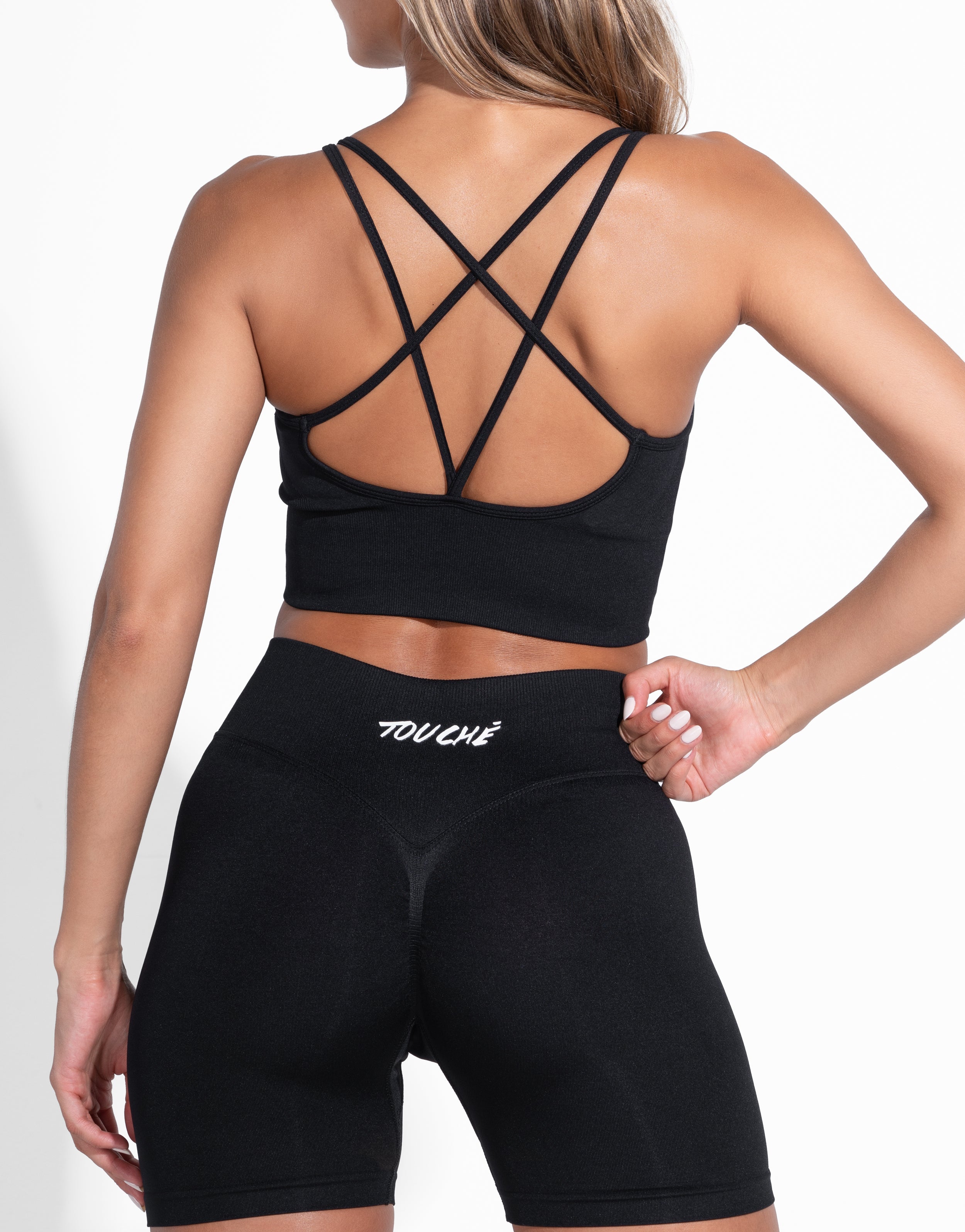 CORE BLACK TOP SEAMLESS