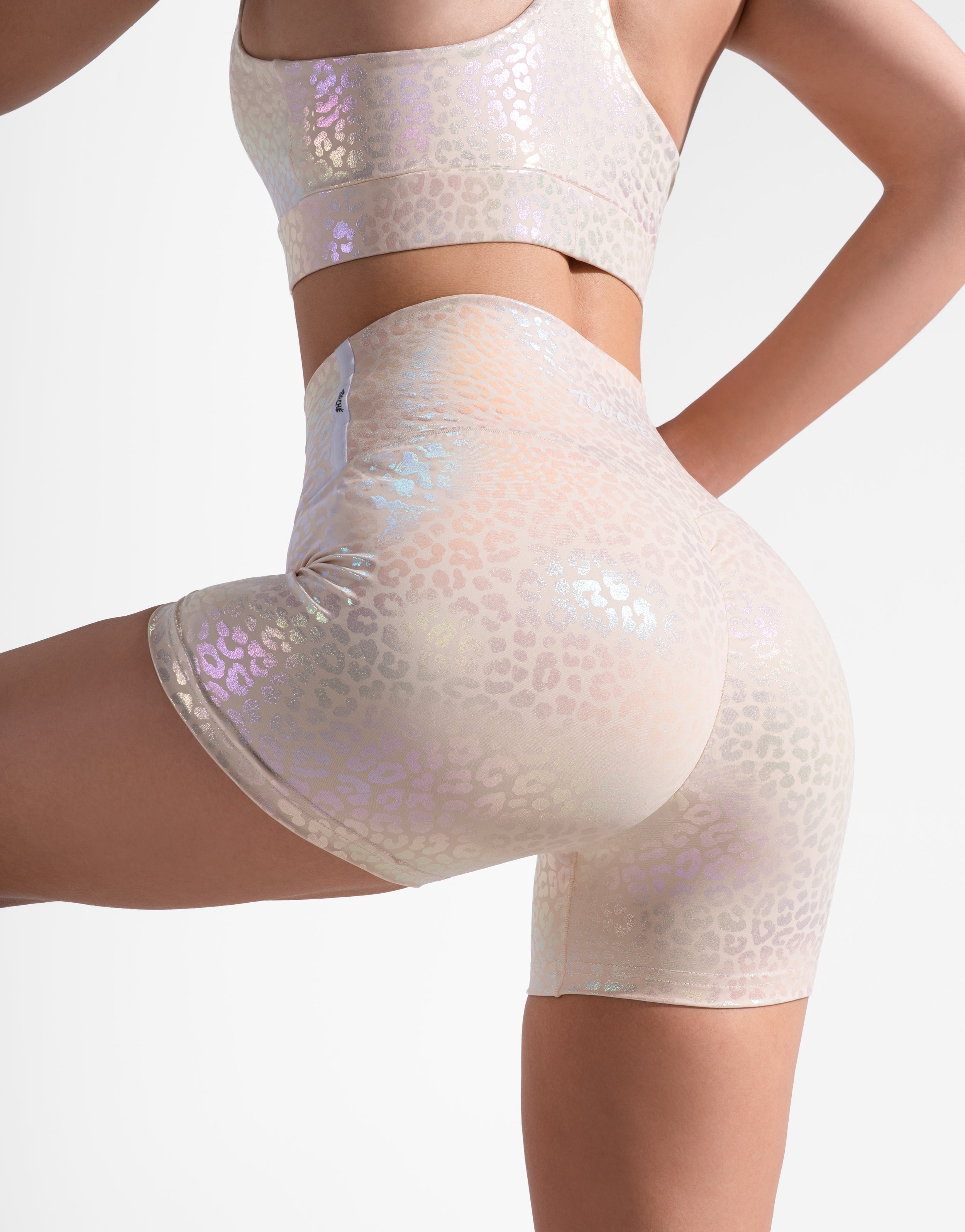 LEOPARD NUDE SHORT