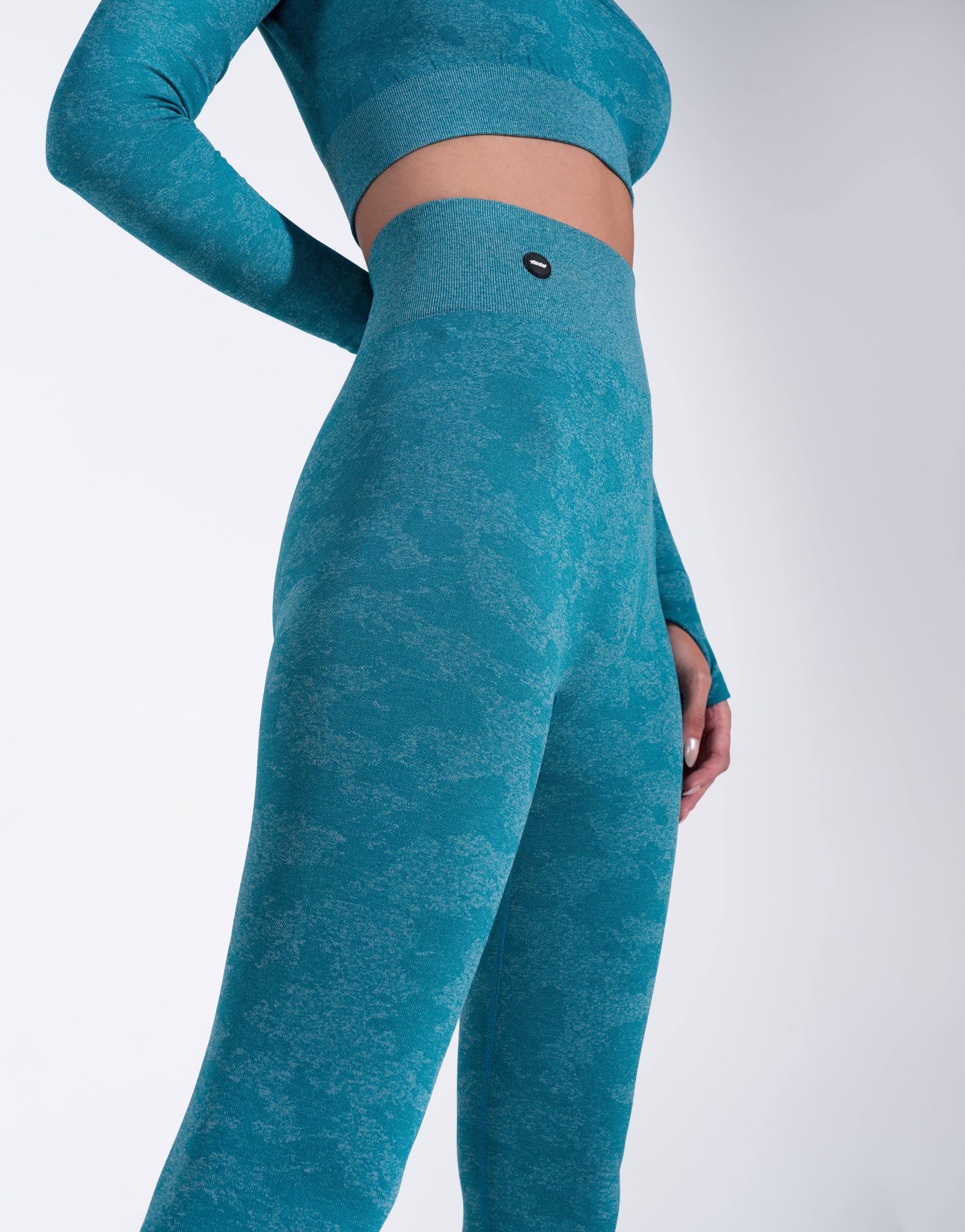 RIBBON BLUE SEAMLESS