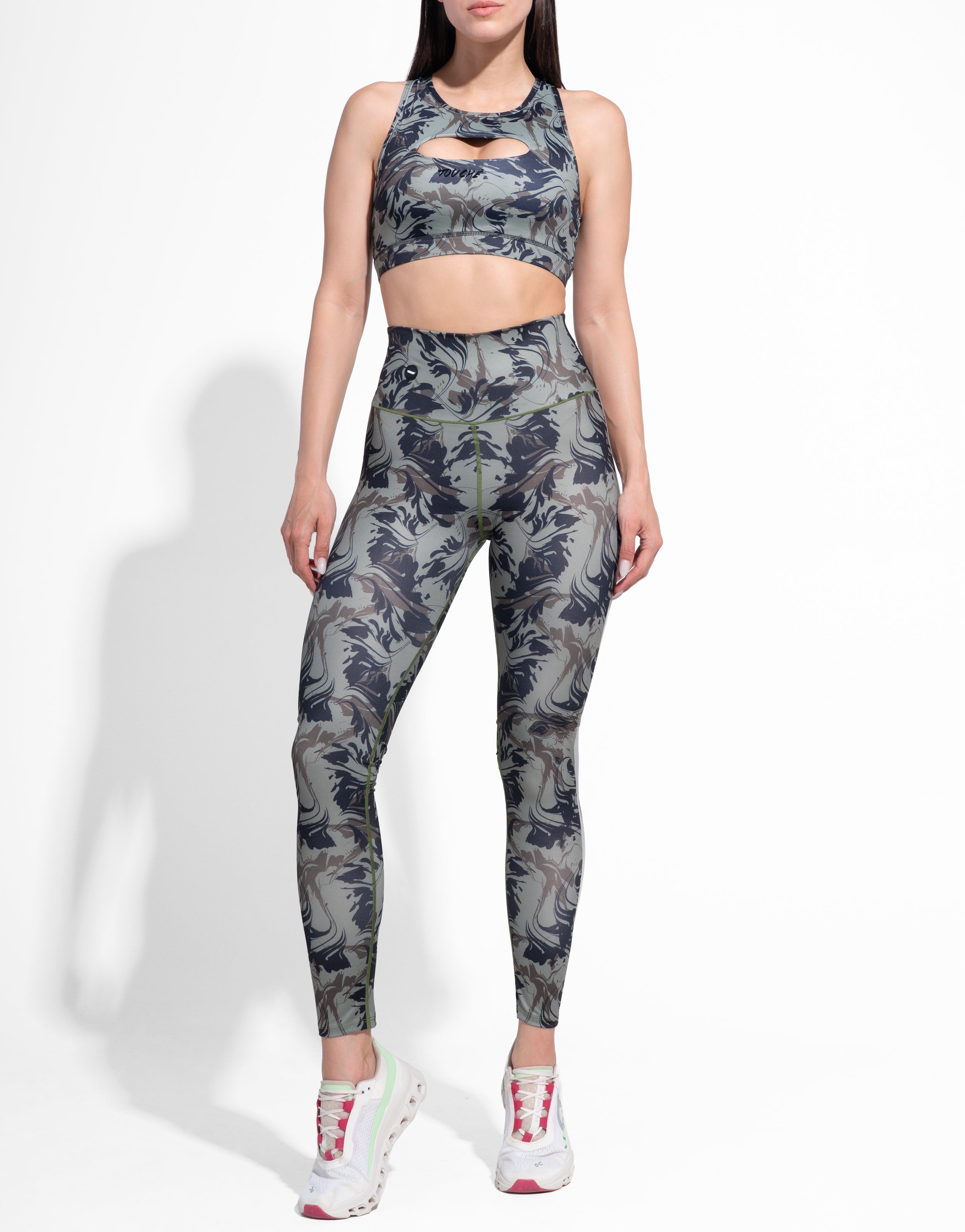 HUNTER TOP