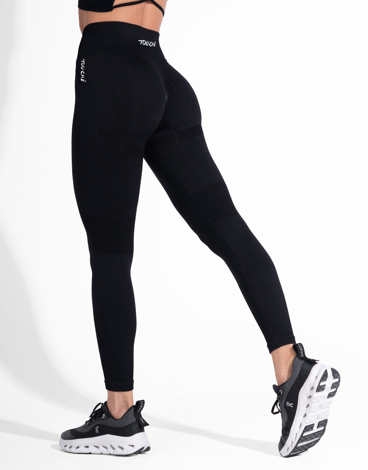 SPRING BLACK SEAMLESS