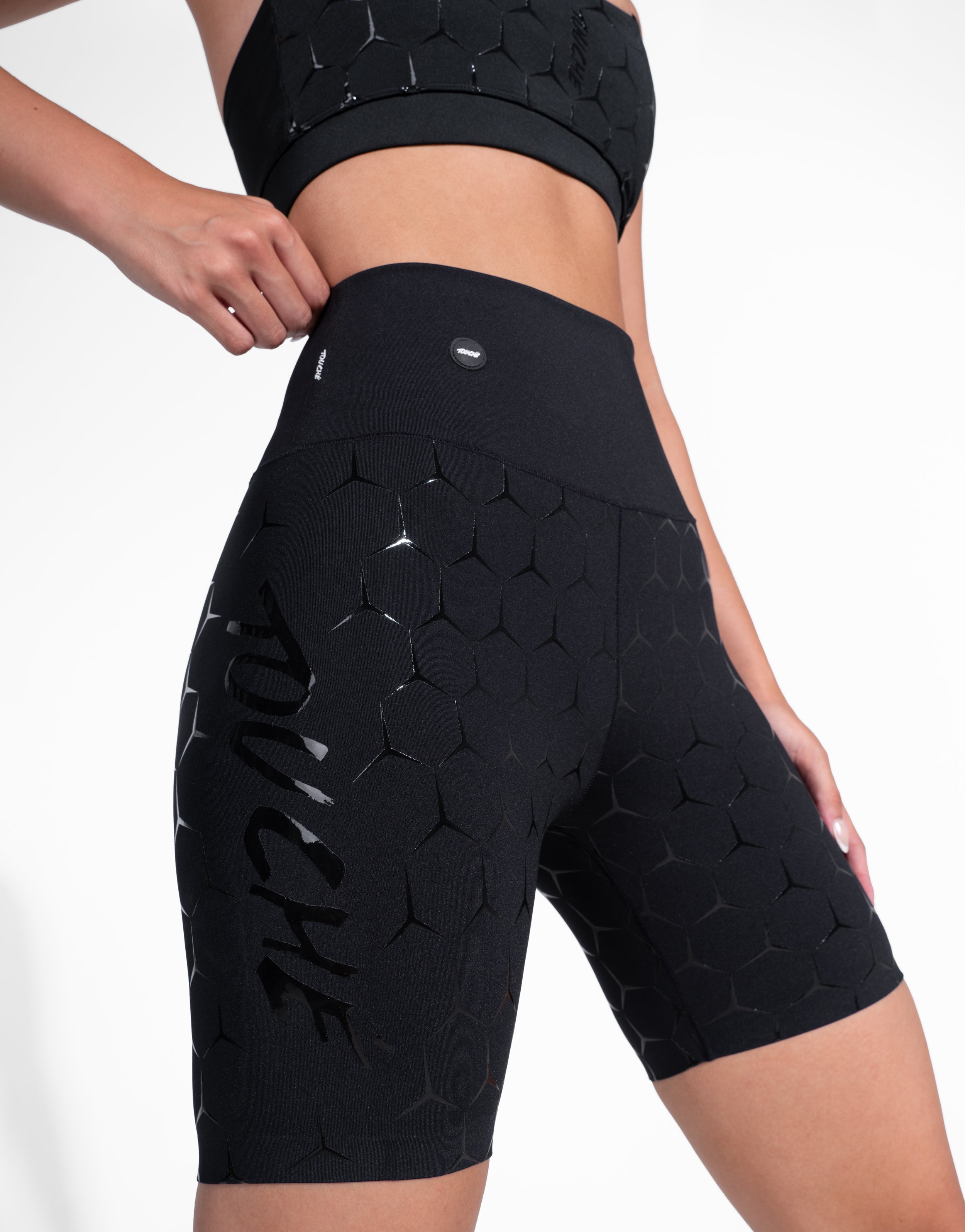 TRINITY SHORT