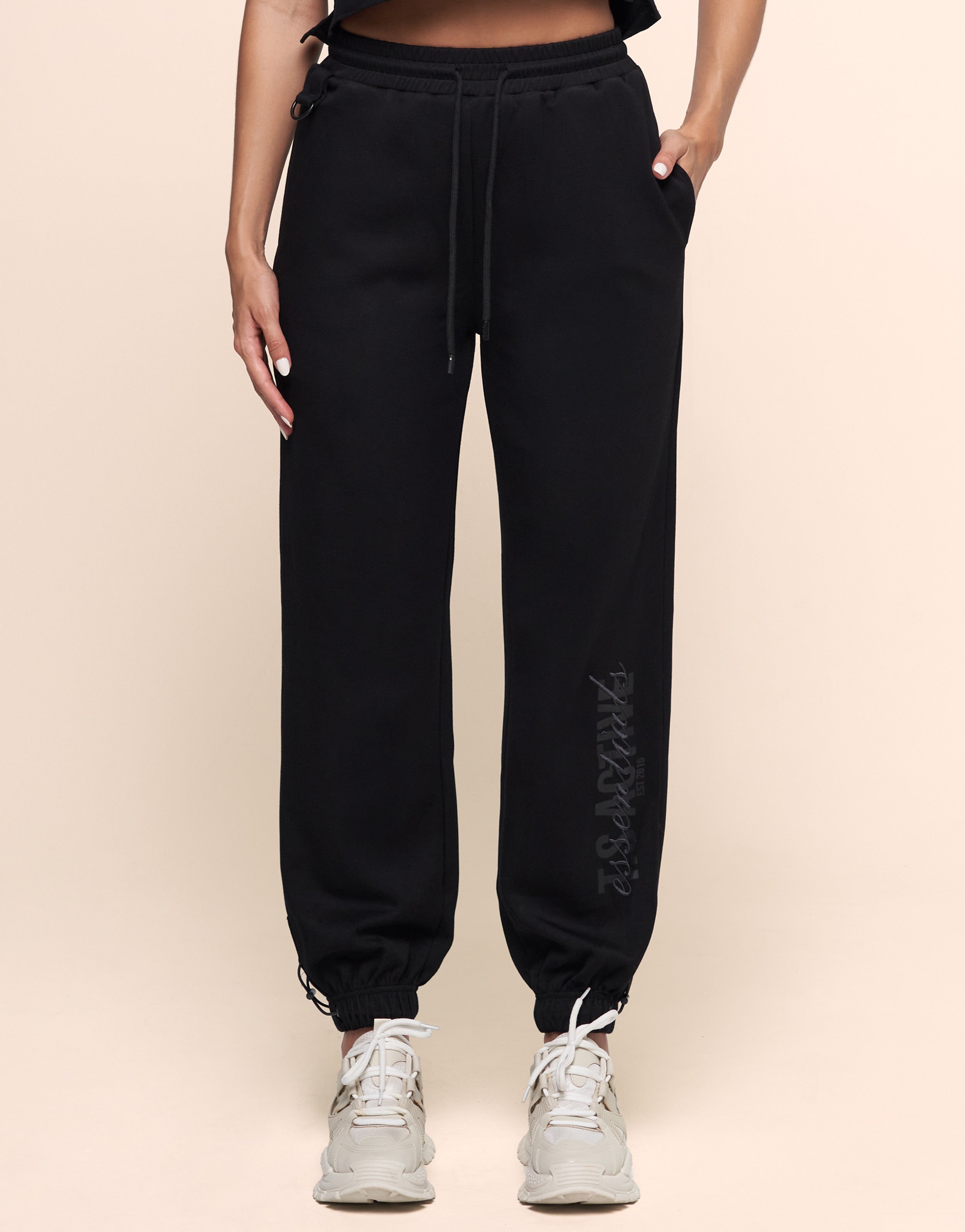 ALPHINE BLACK JOGGER