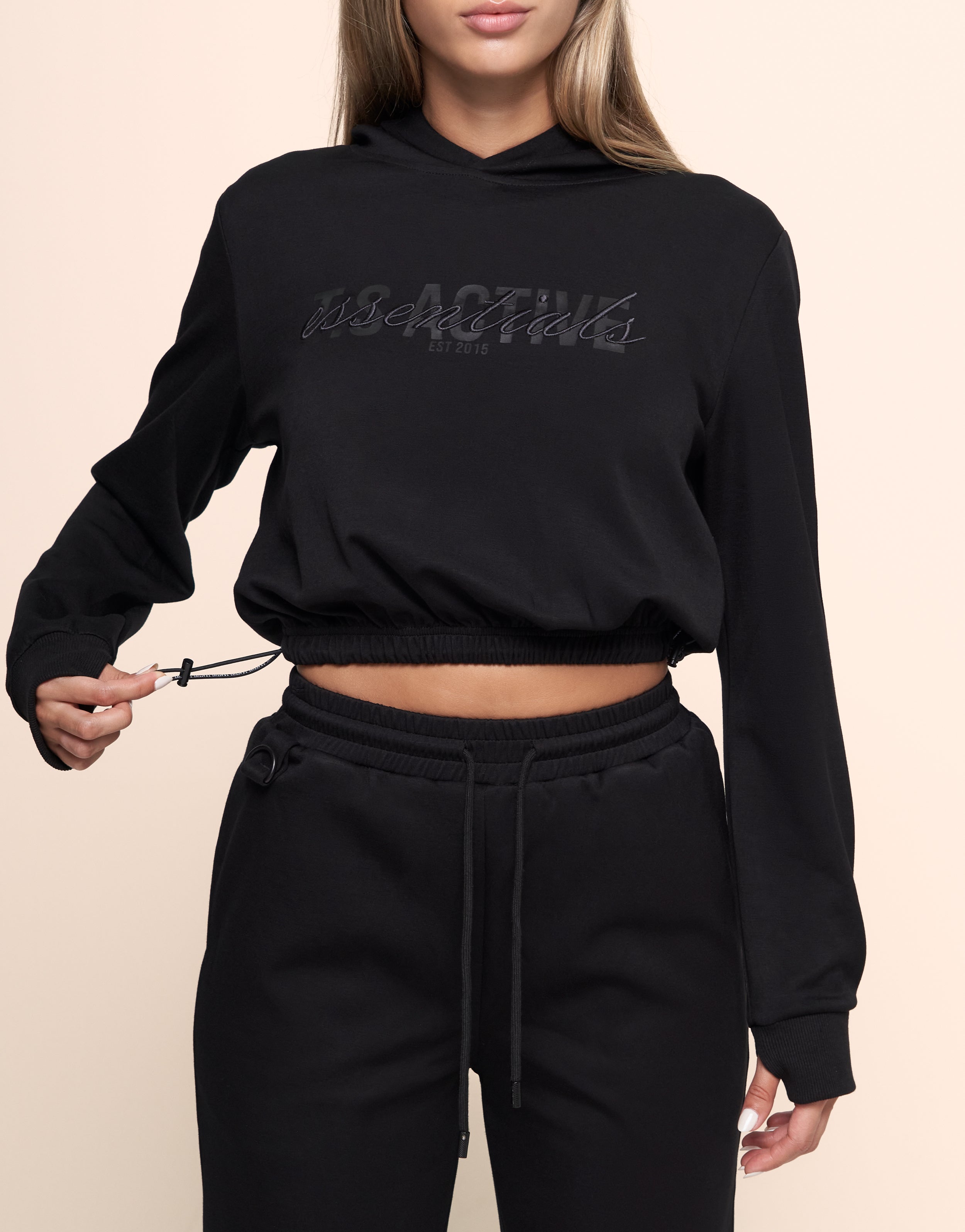 ALPHINE BLACK HOODIE