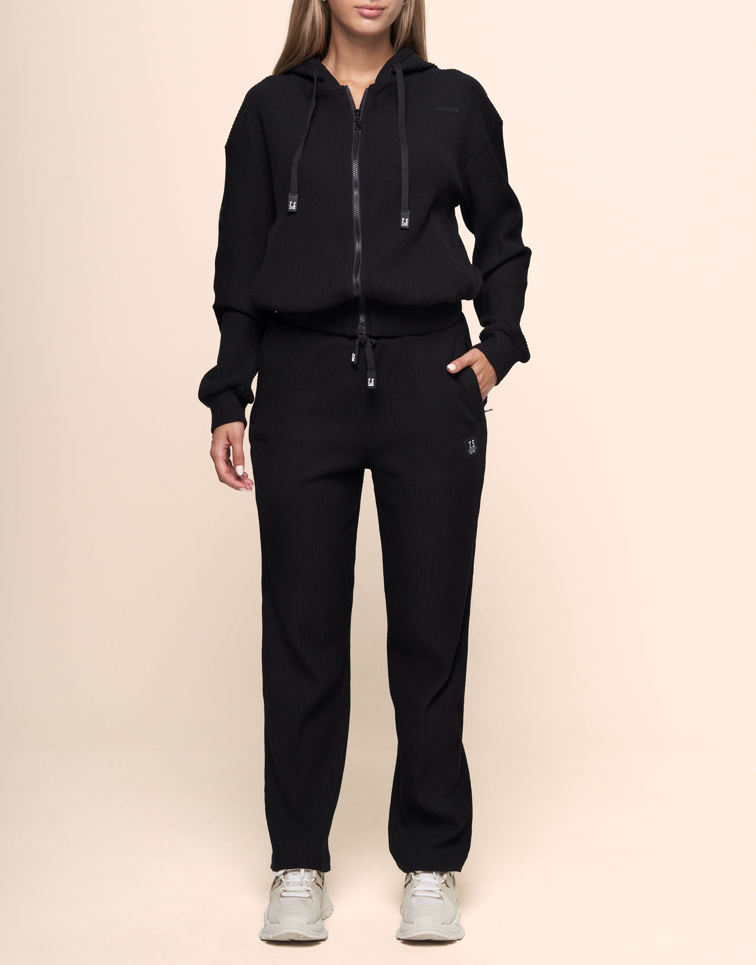 KNIT BLACK PANT