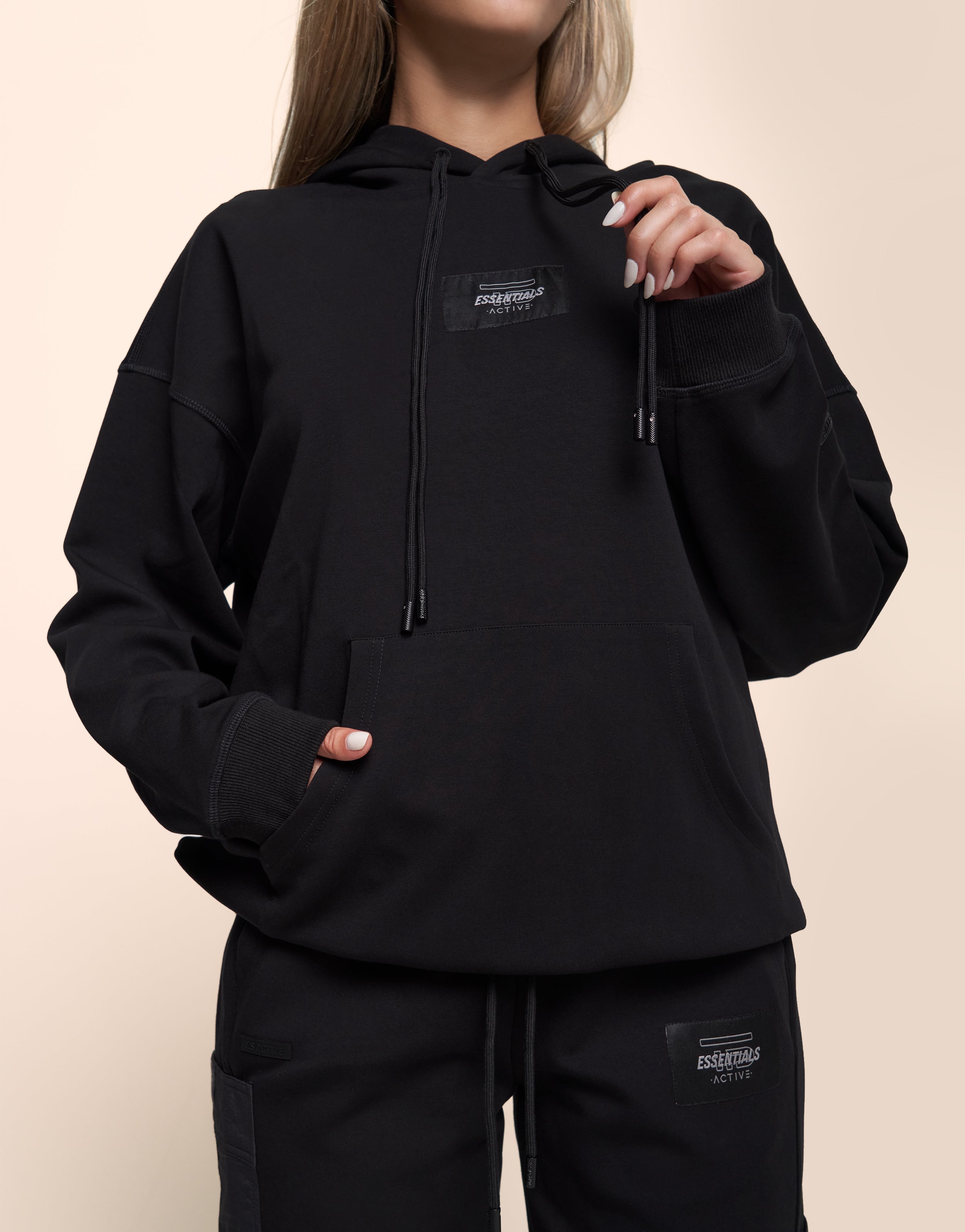 MEADOW BLACK HOODIE