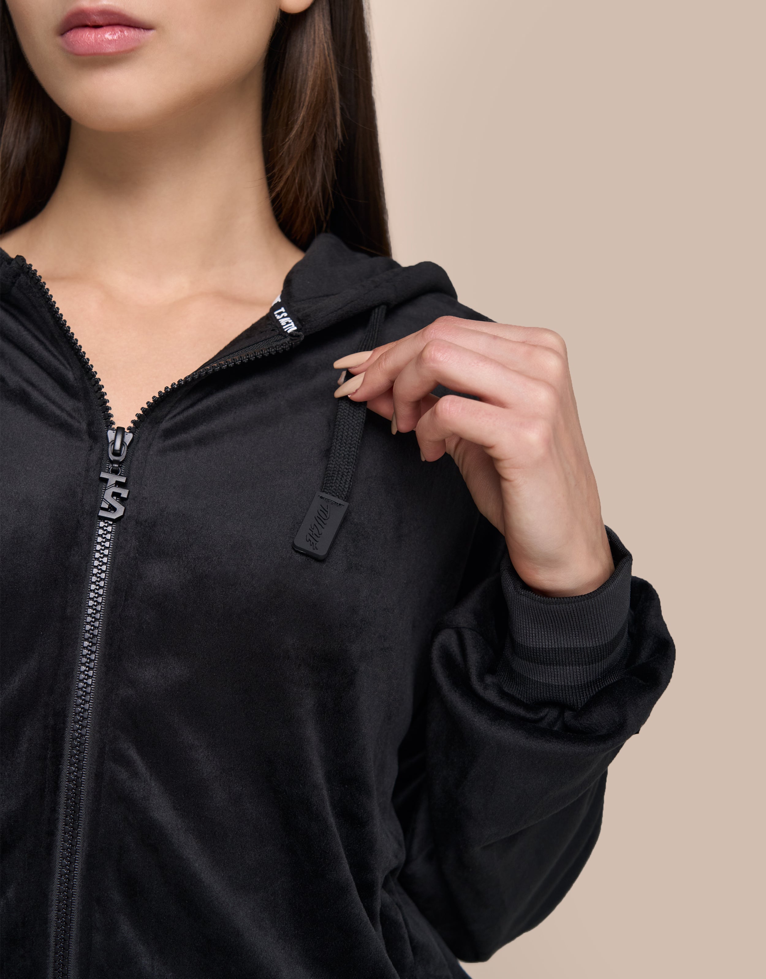 URBAN BLACK JACKET
