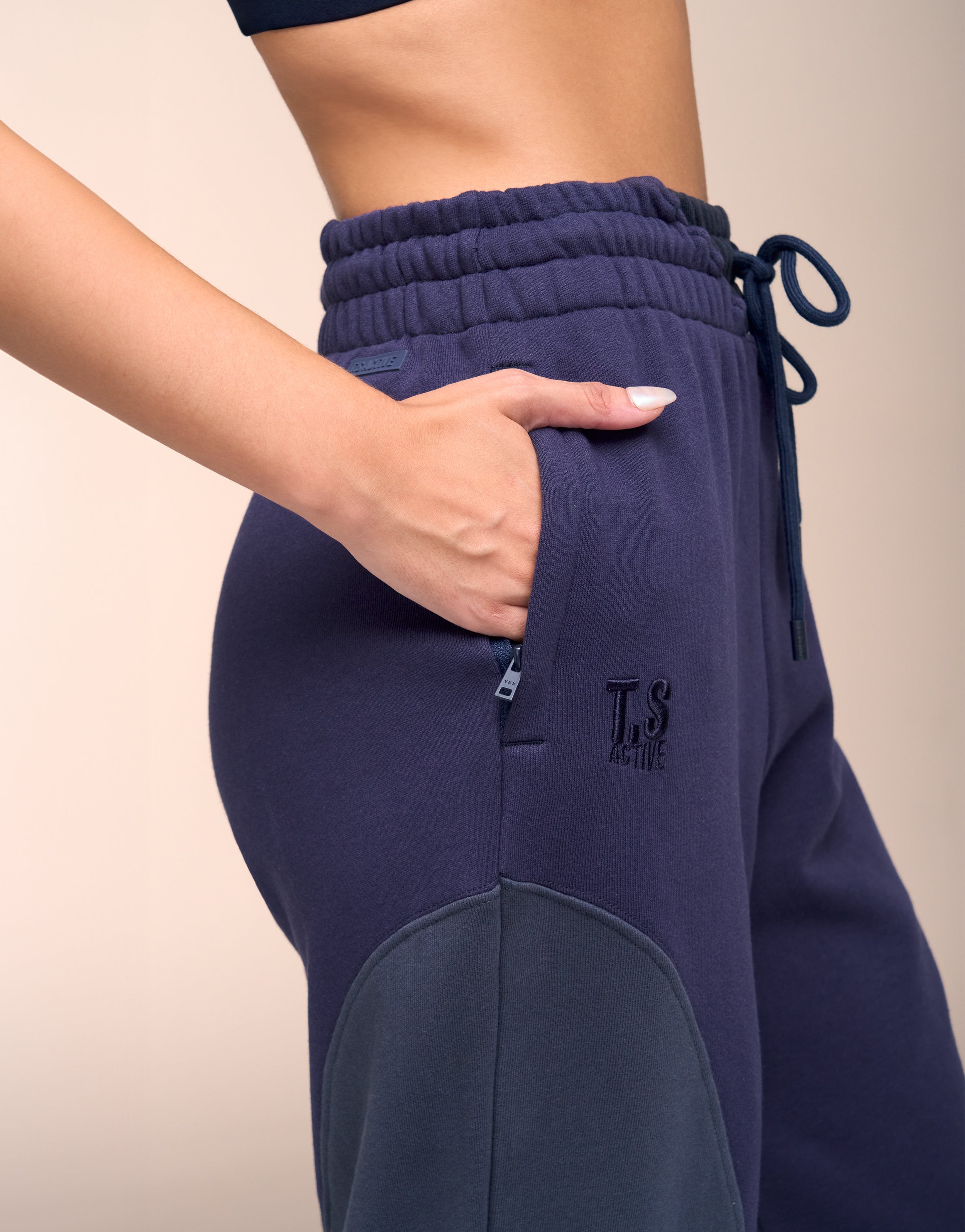 CLOUD NAVY JOGGER