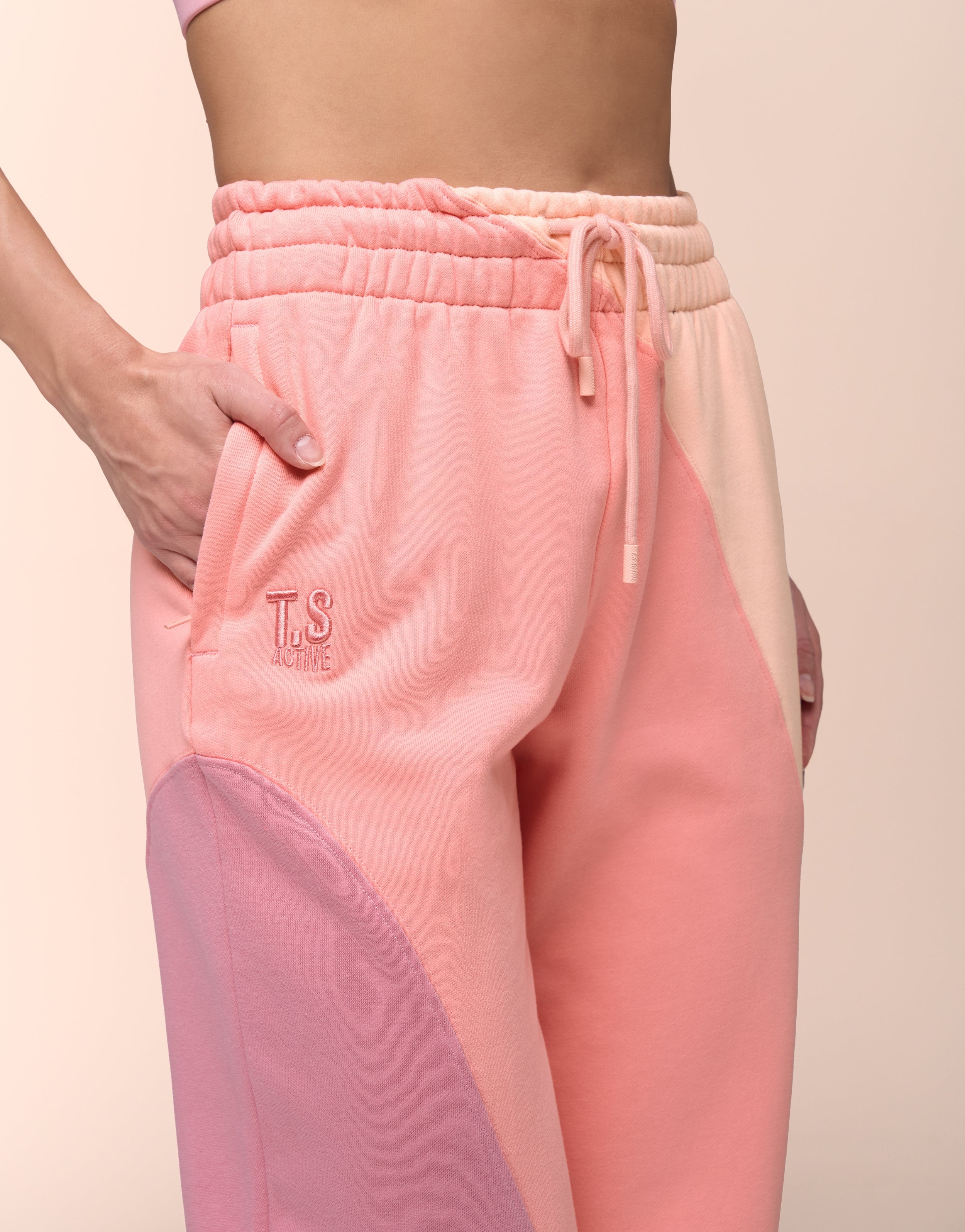 CLOUD ROSE JOGGER
