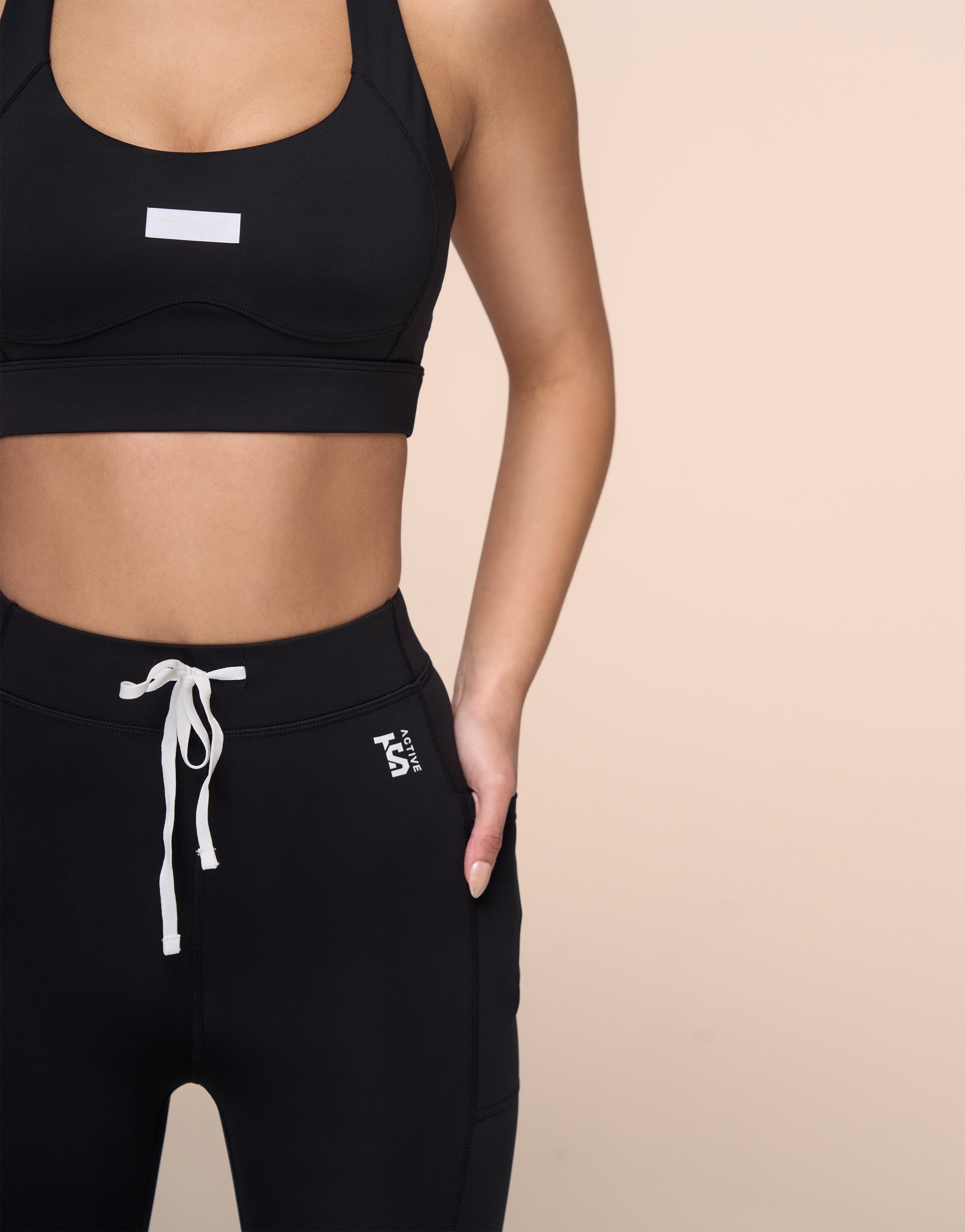 EVEREST BLACK TOP