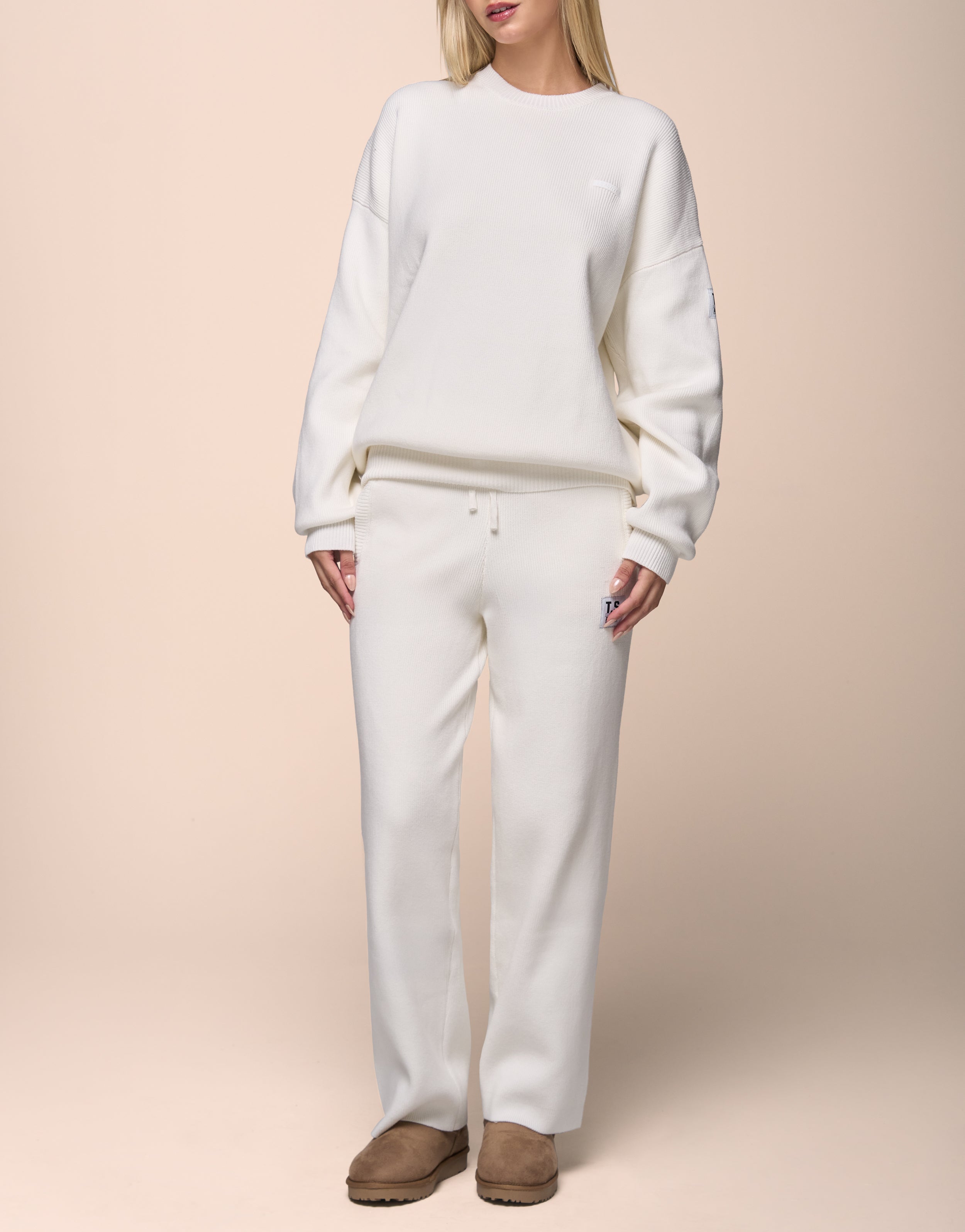 KNITTED WHITE JOGGER