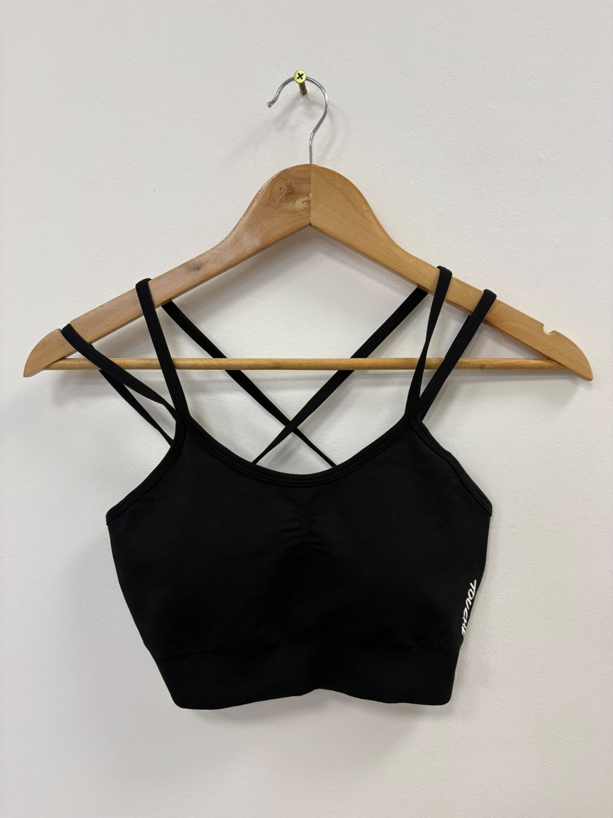AERO BLACK SEAMLESS TOP (FALLA)