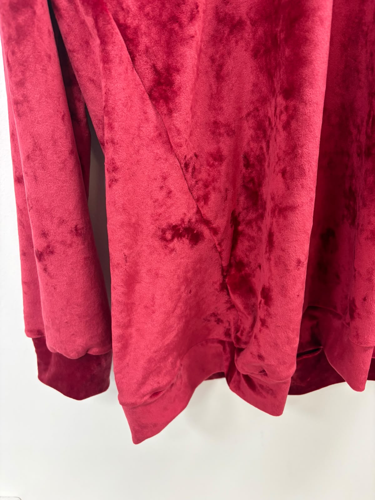 PLUSH RED HOODIE (FALLA)