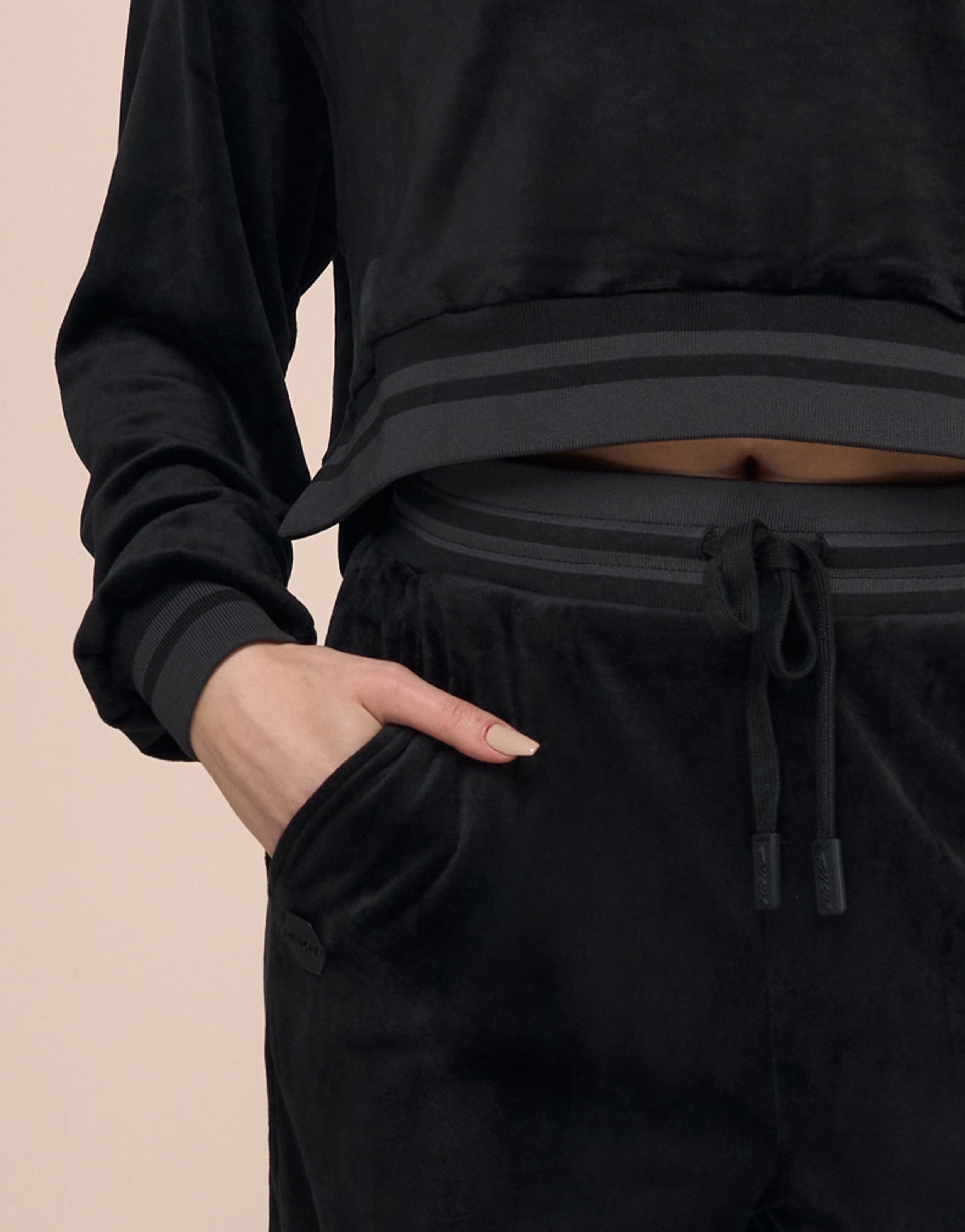 LEGEND BLACK JOGGER