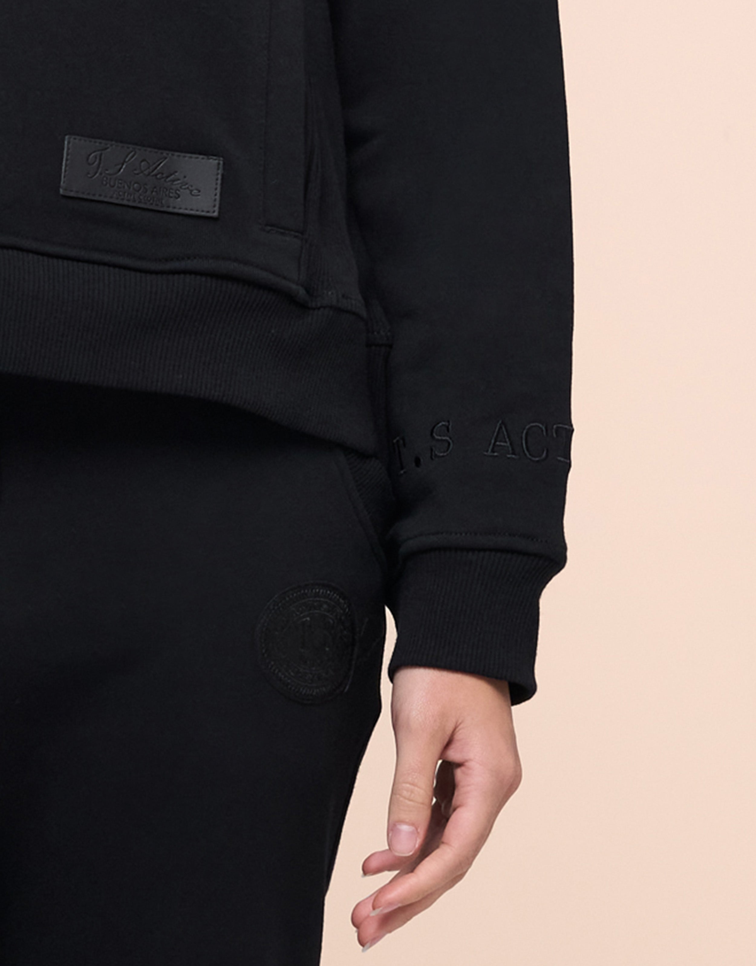 TERRA BLACK JOGGER