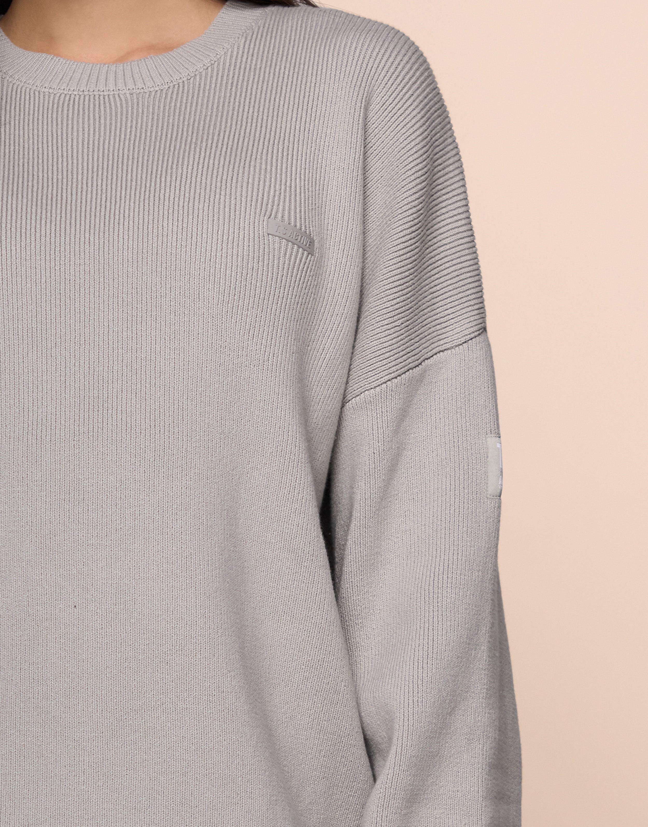 KNITTED GREY HOODIE