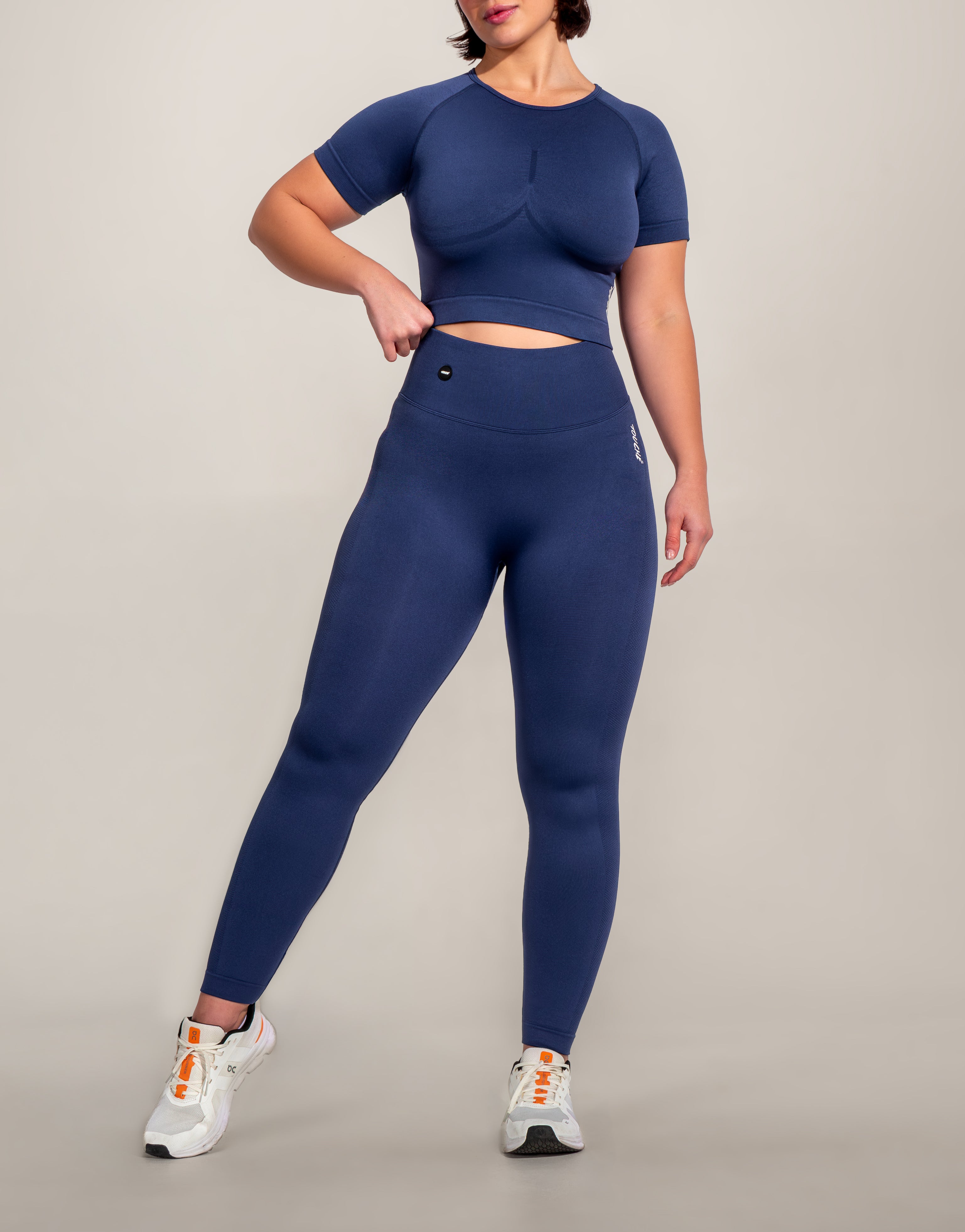 ENDURE NAVY TOP SEAMLESS