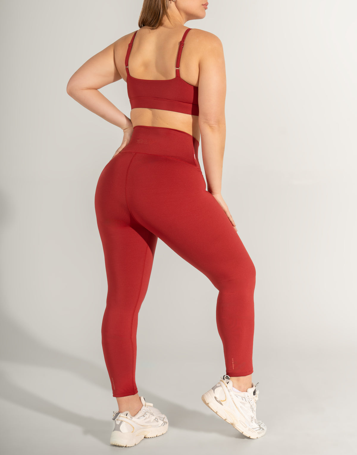 BURGUNDY HIGH LEGGING