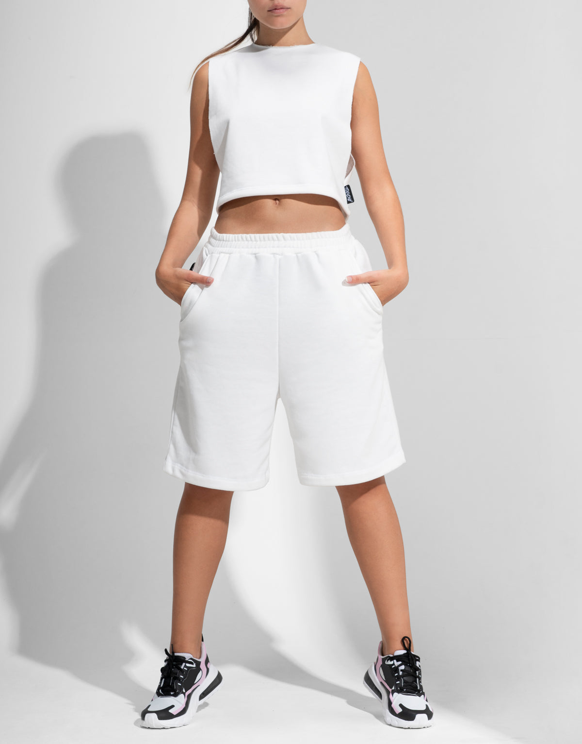 NAOMI WHITE SHORT