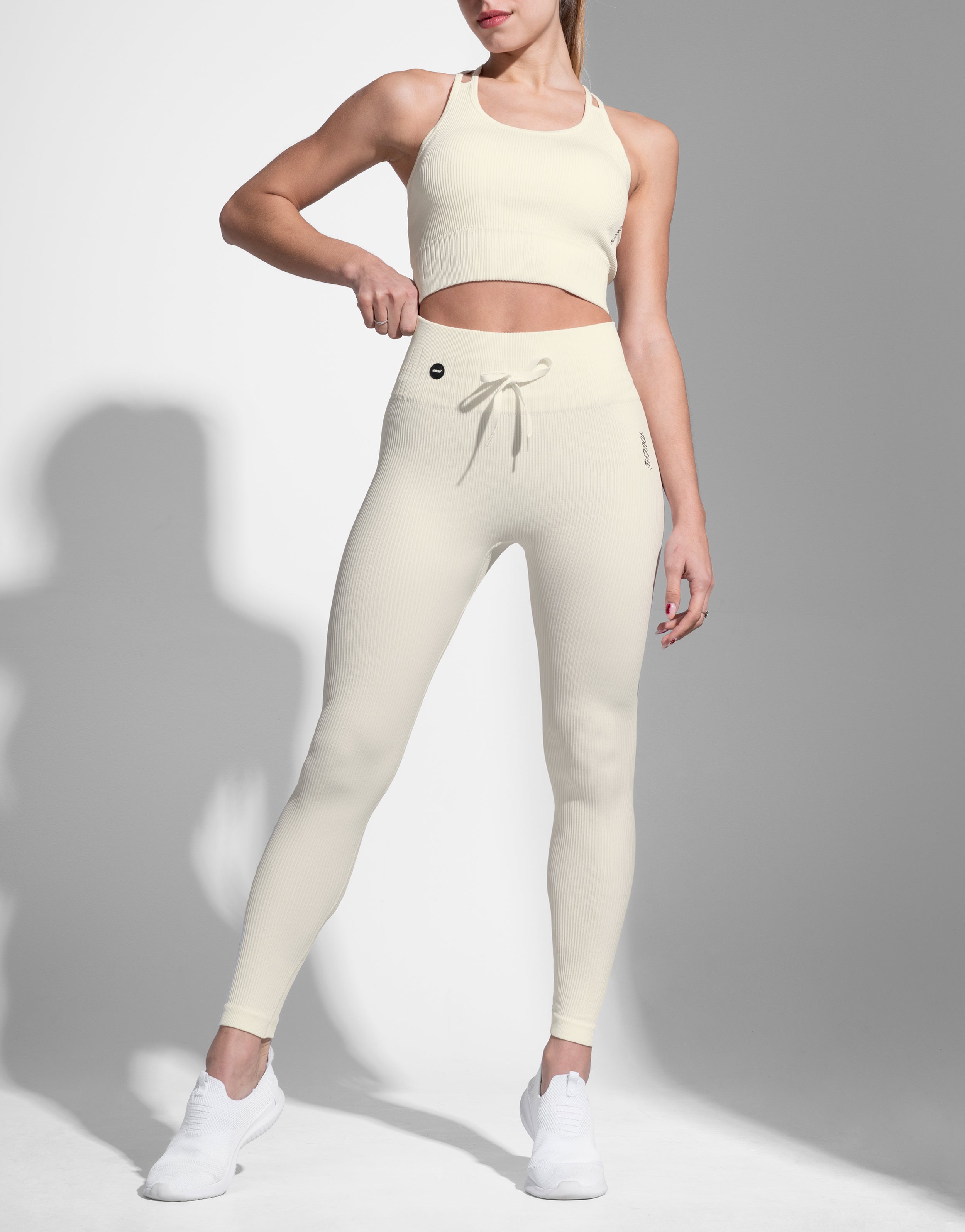 WHITE CORD SEAMLESS