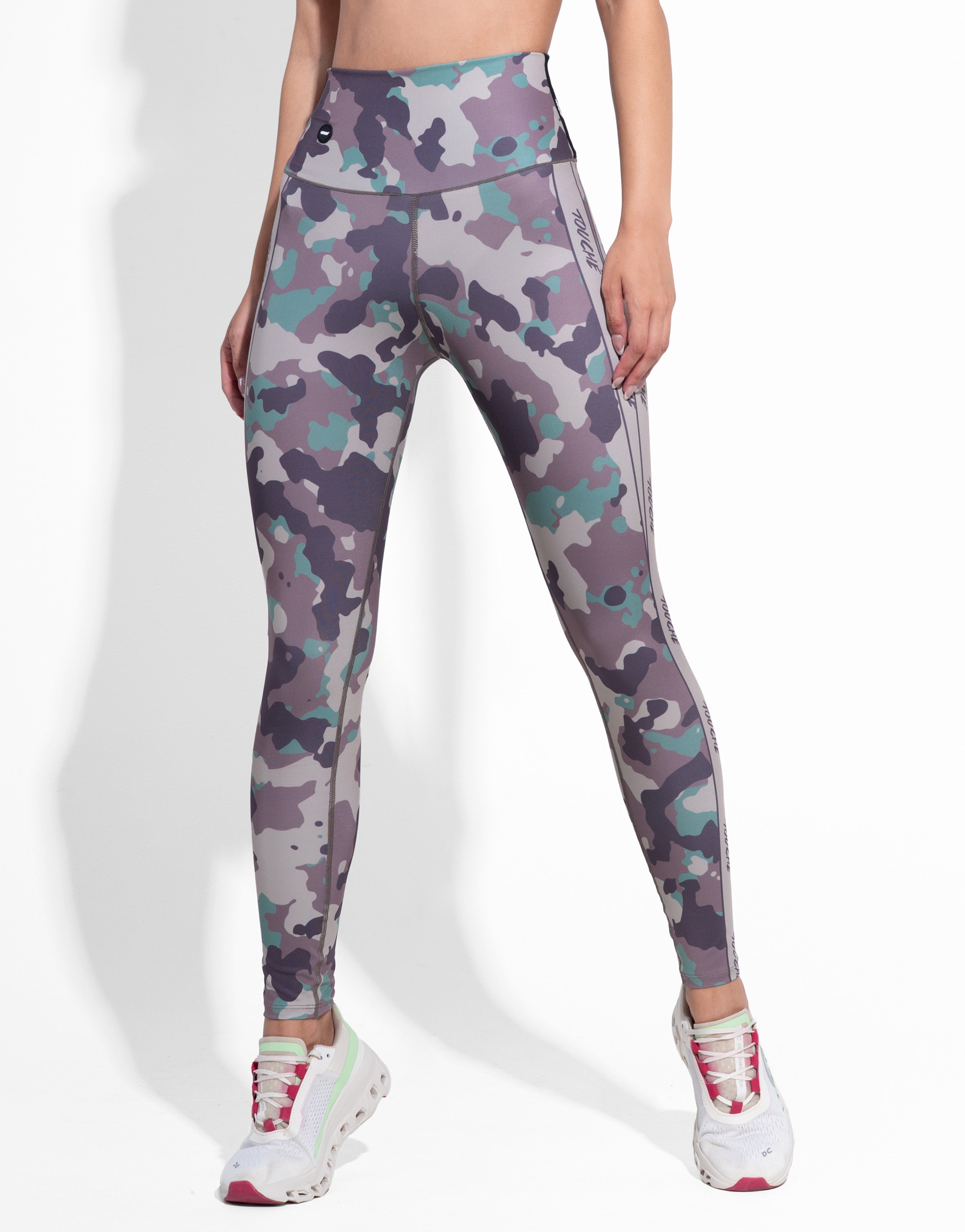 CAMOUFLAGE