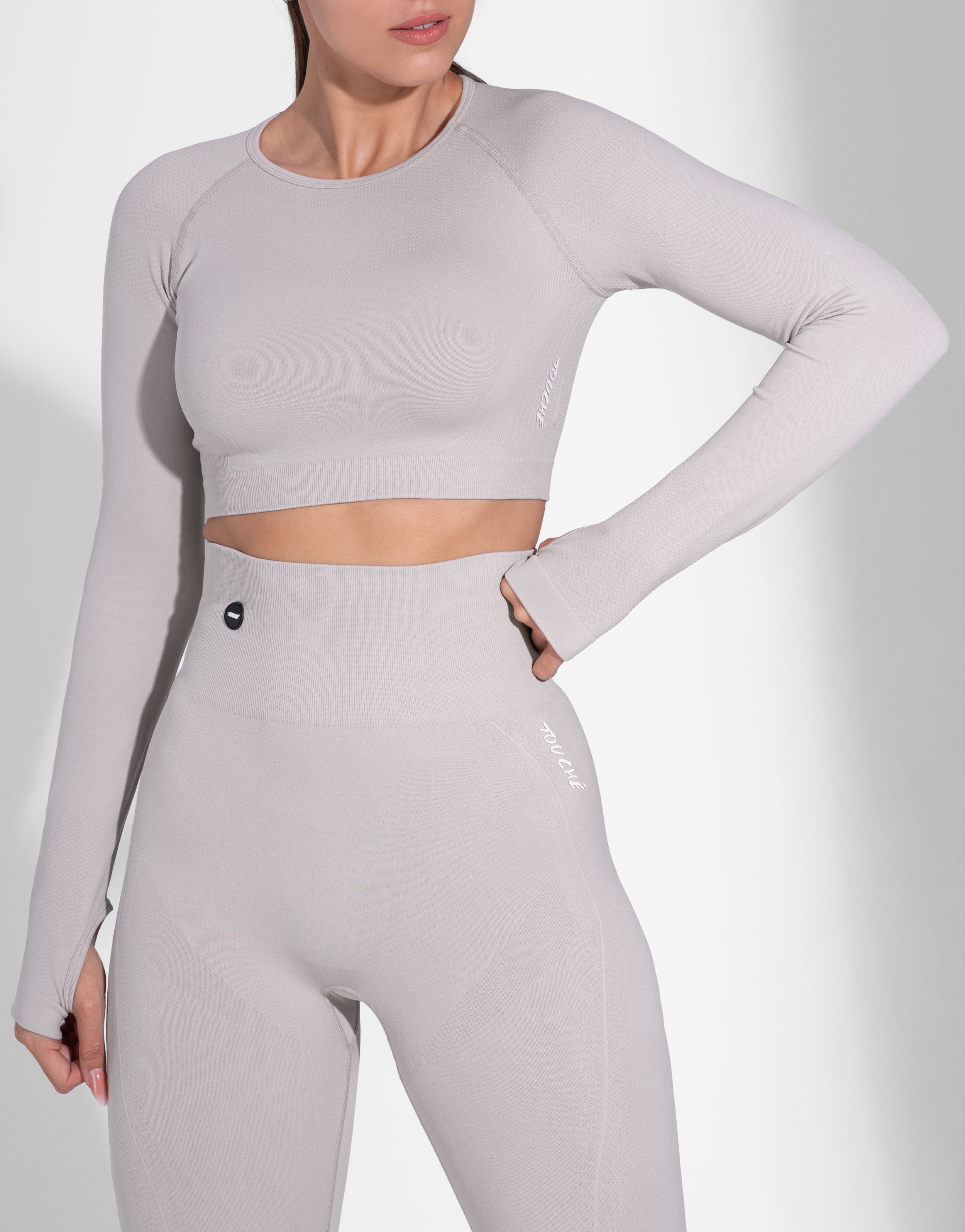 FIT BEIGE SEAMLESS TOP