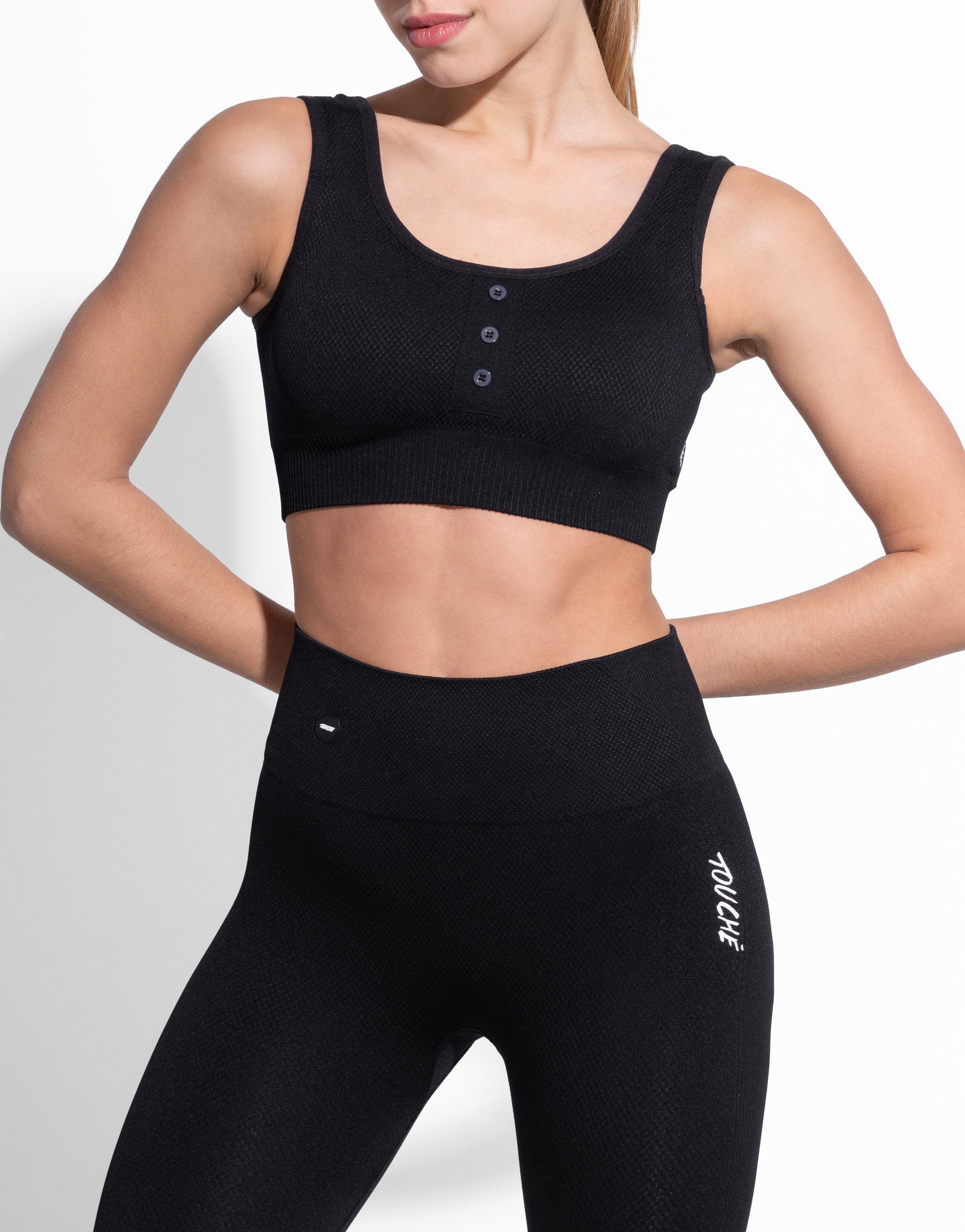 RIBBED BLACK TOP SEAMLESS