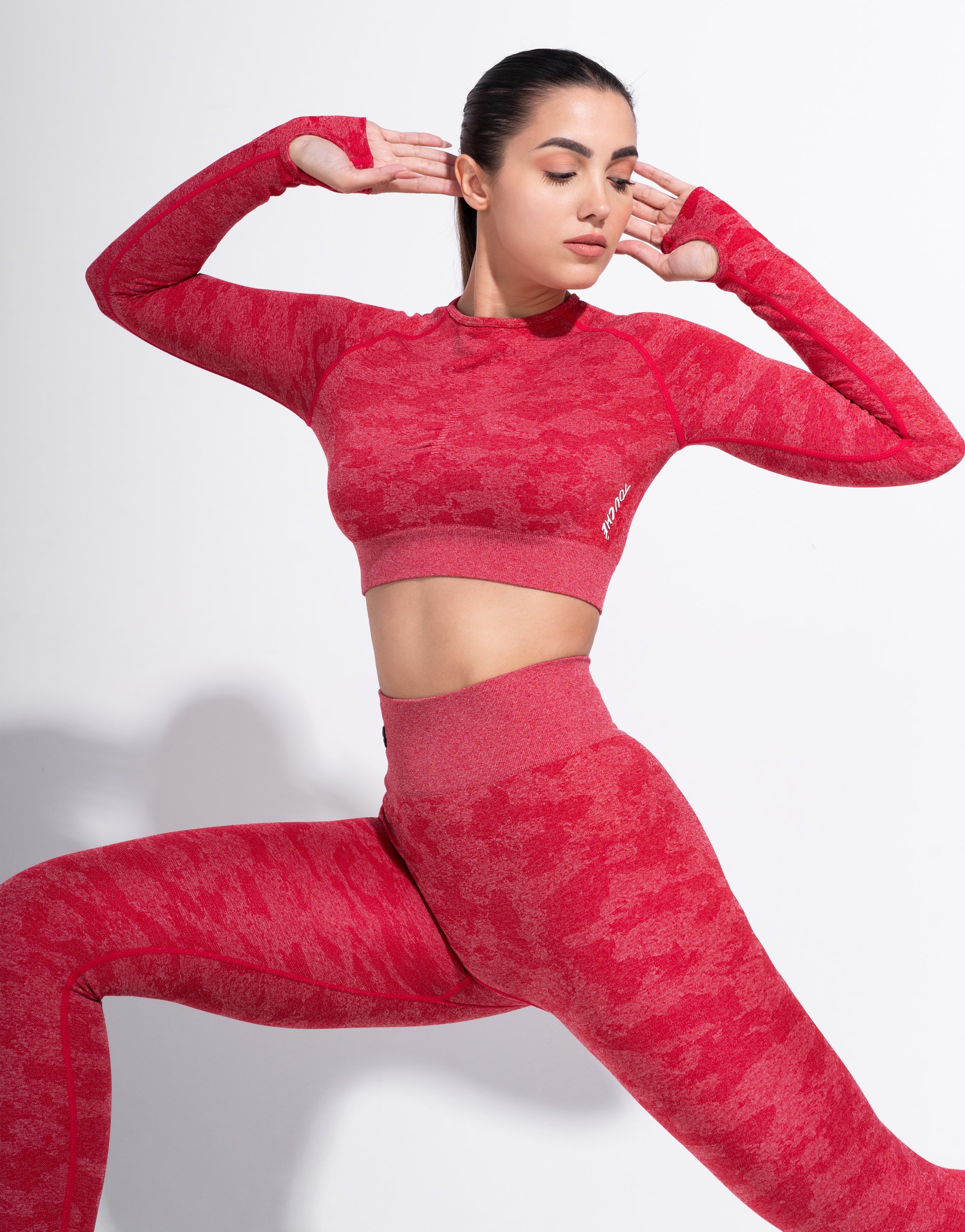 RIBBON RED TOP SEAMLESS