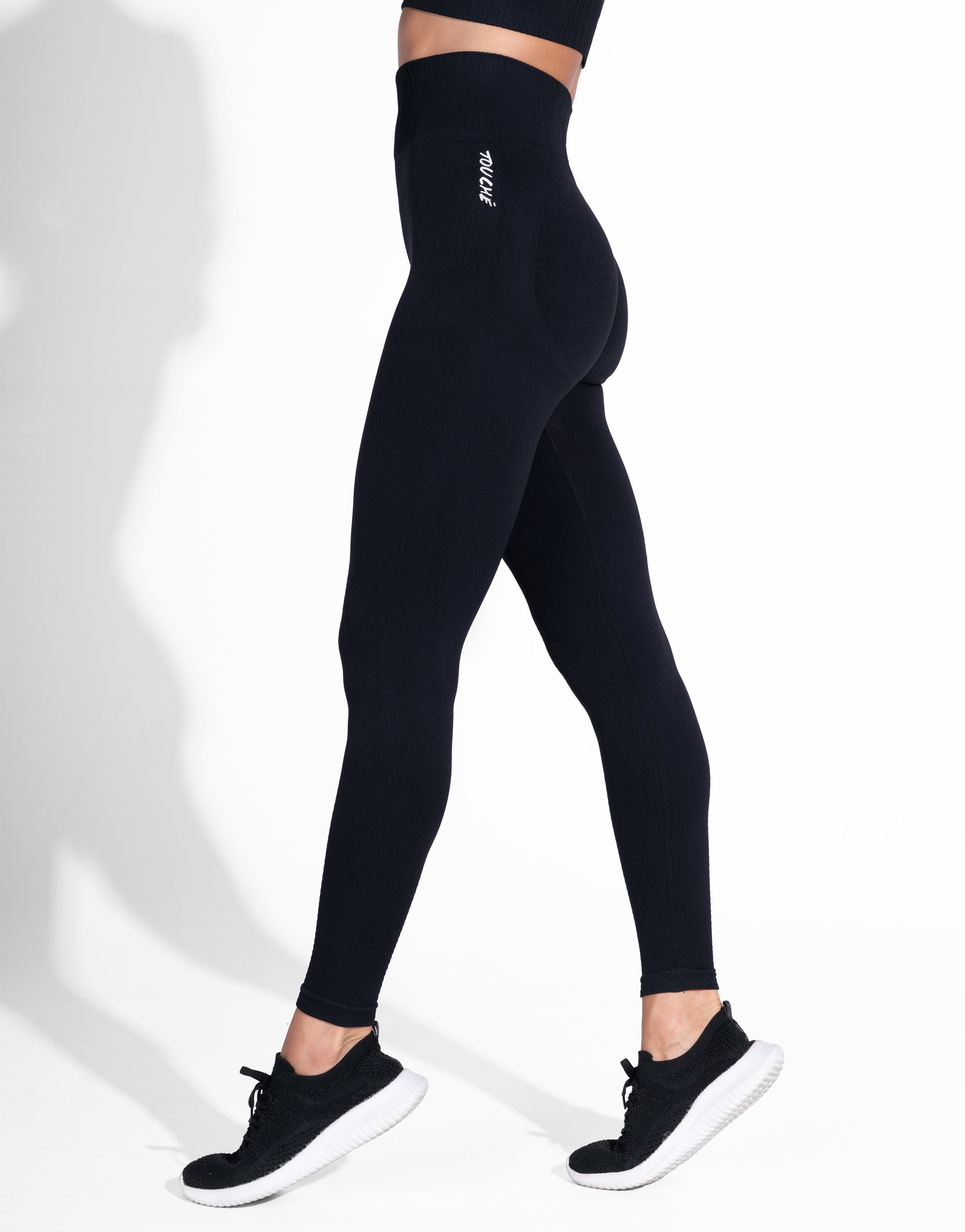 TOON BLACK SEAMLESS