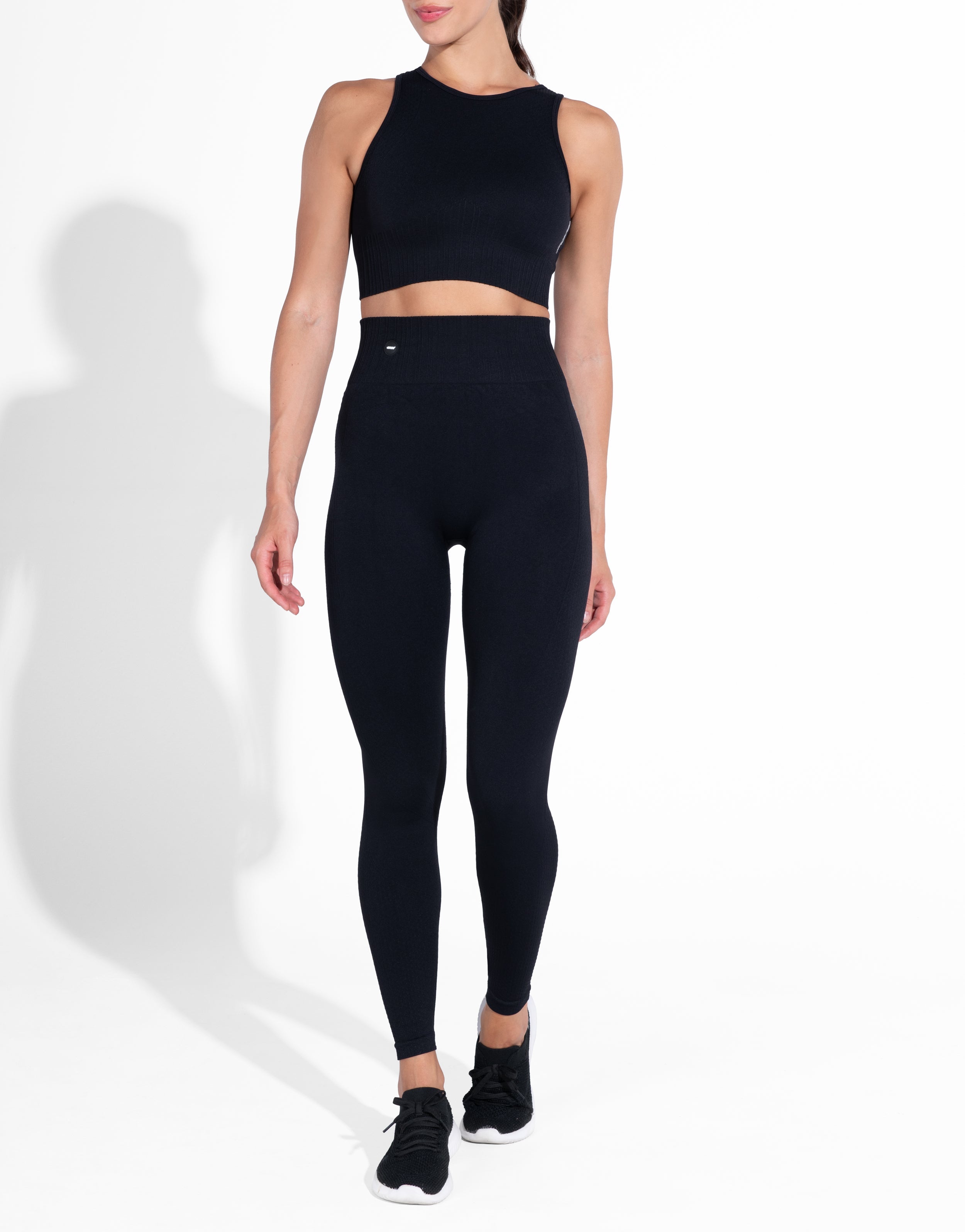 TOON BLACK SEAMLESS