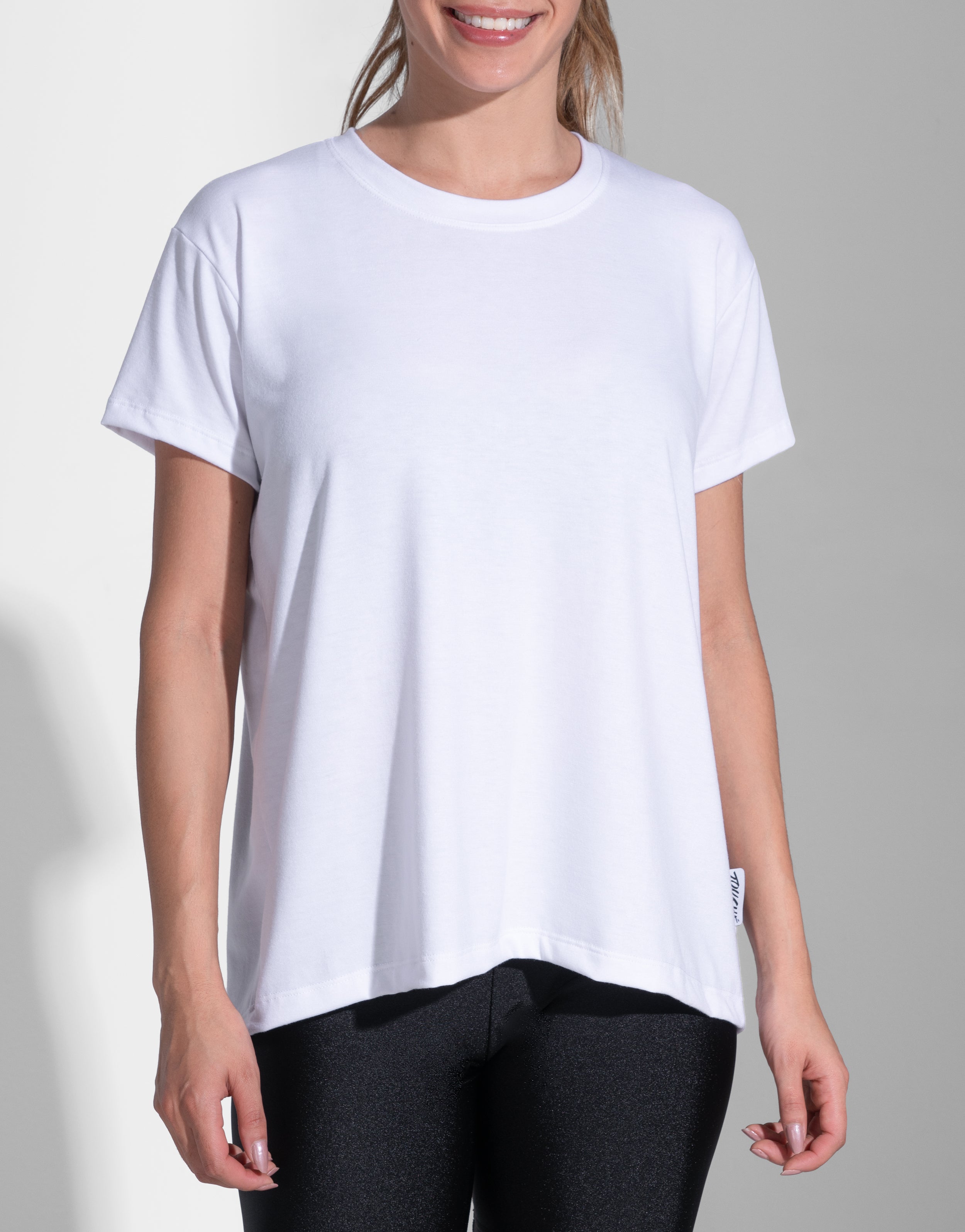 OVERSIZE WHITE TEE