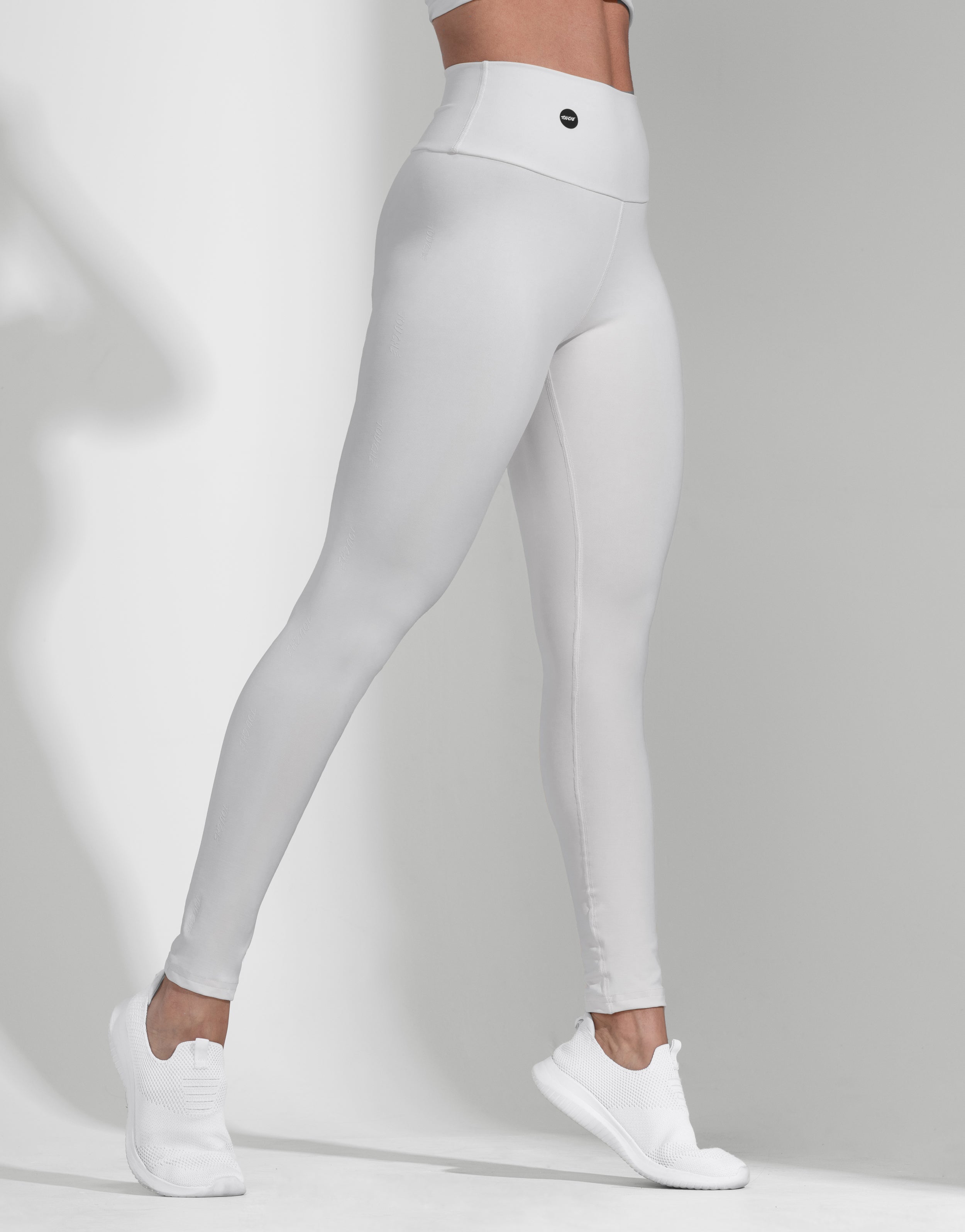 WHITE LABEL
