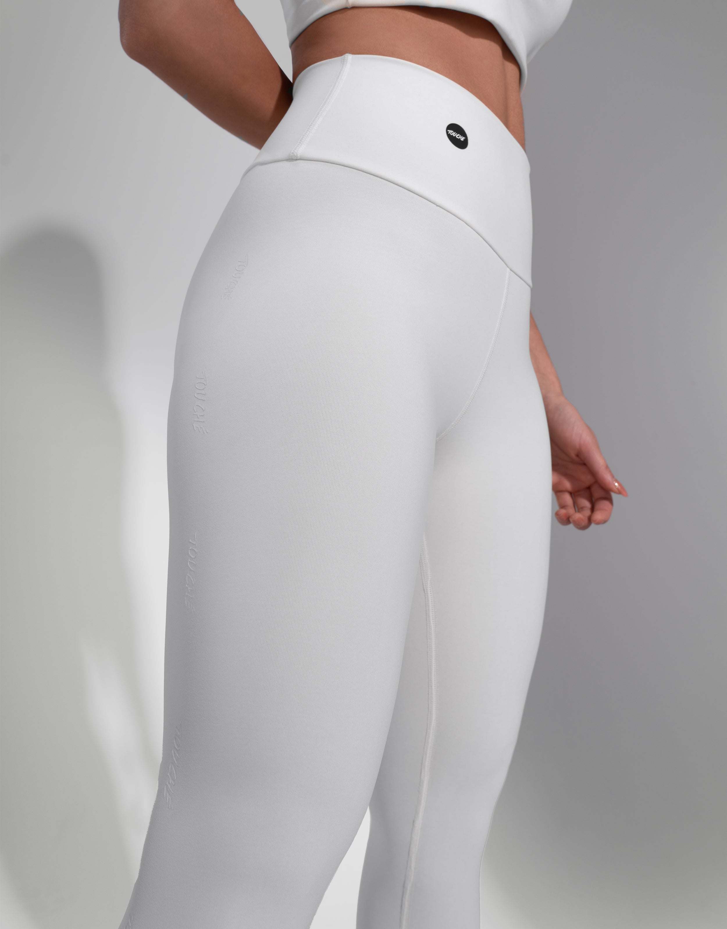 WHITE LABEL