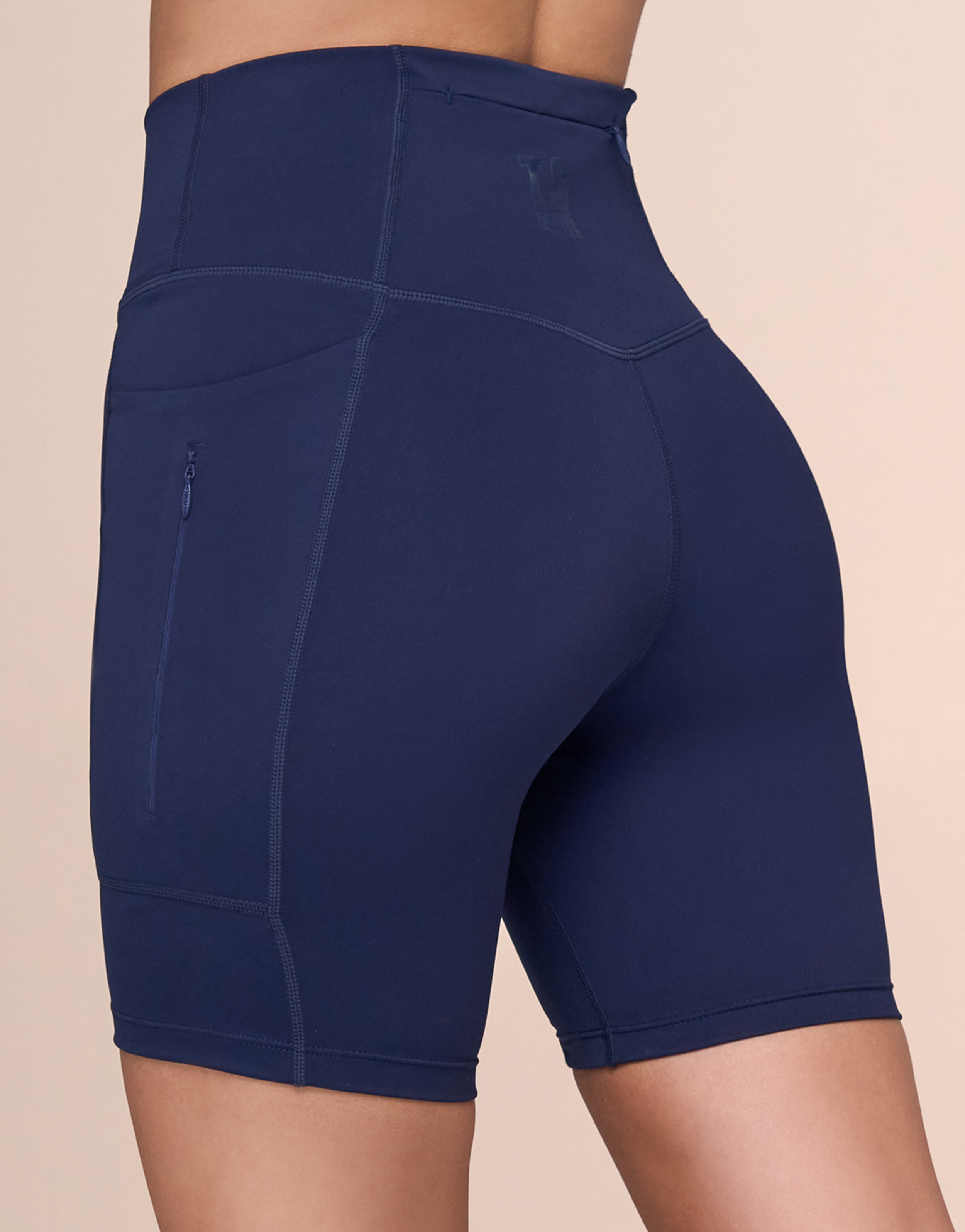 CLOUD NAVY SHORT