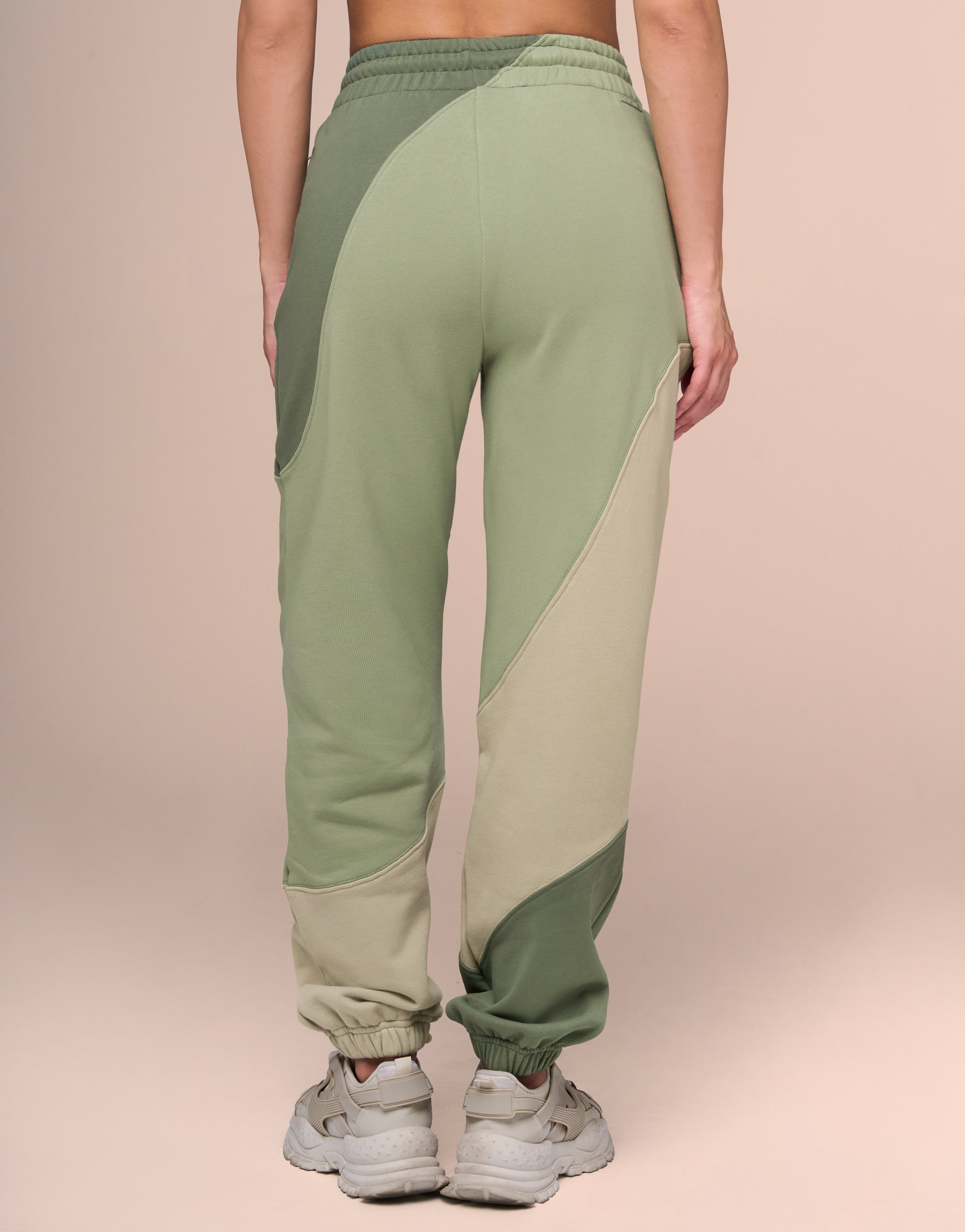CLOUD ARMY JOGGER