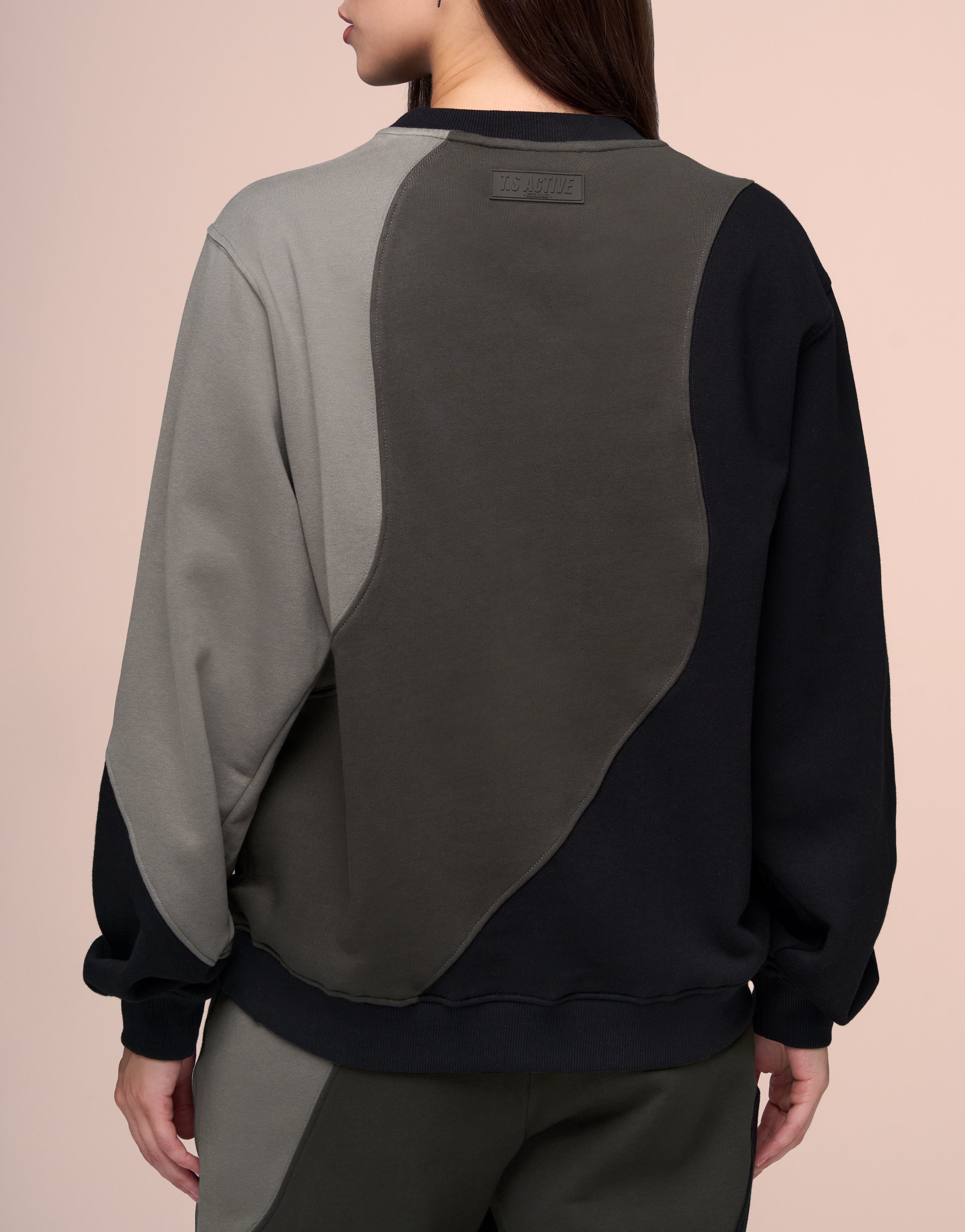 CLOUD BLACK SWEAT