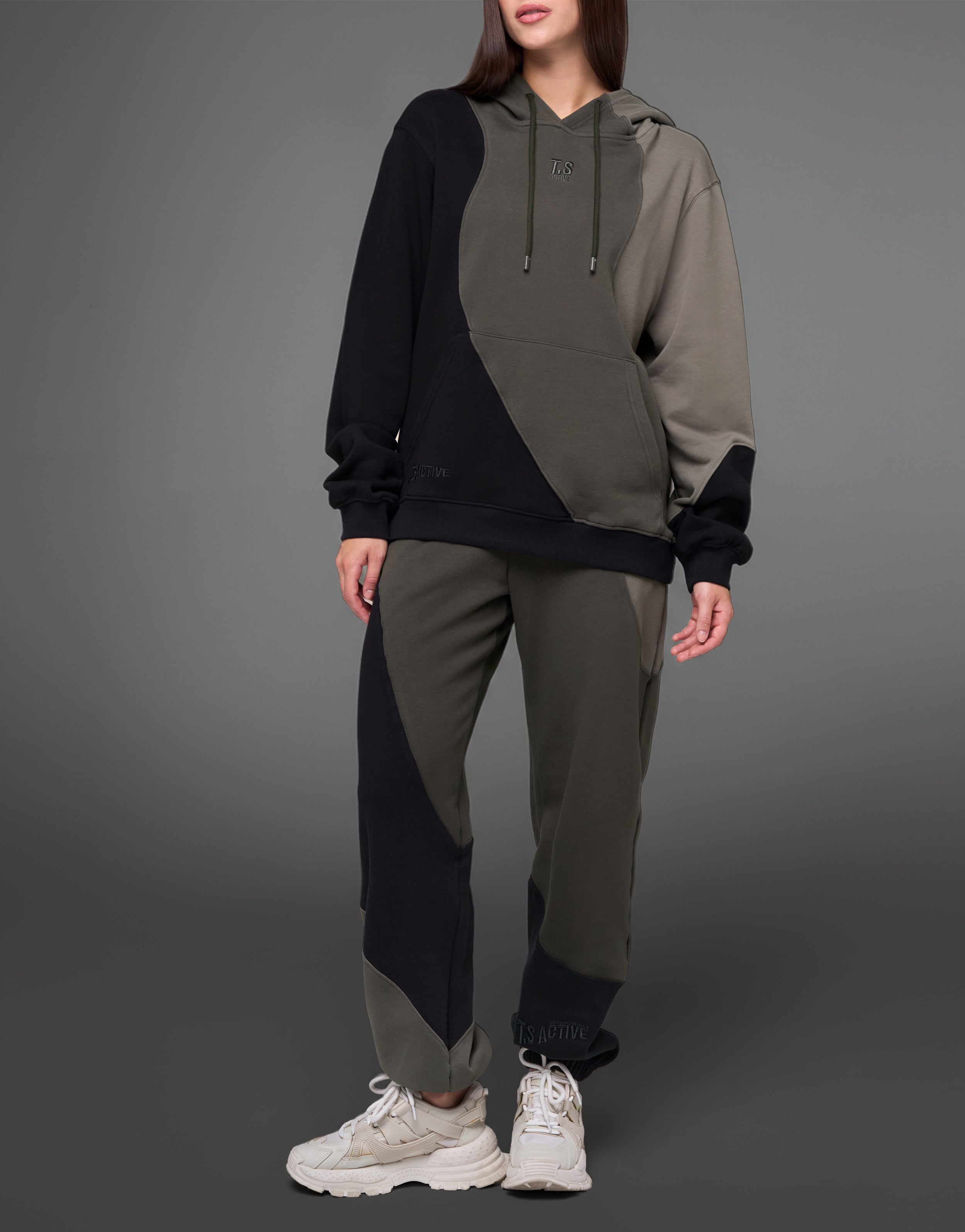 CLOUD BLACK HOODIE