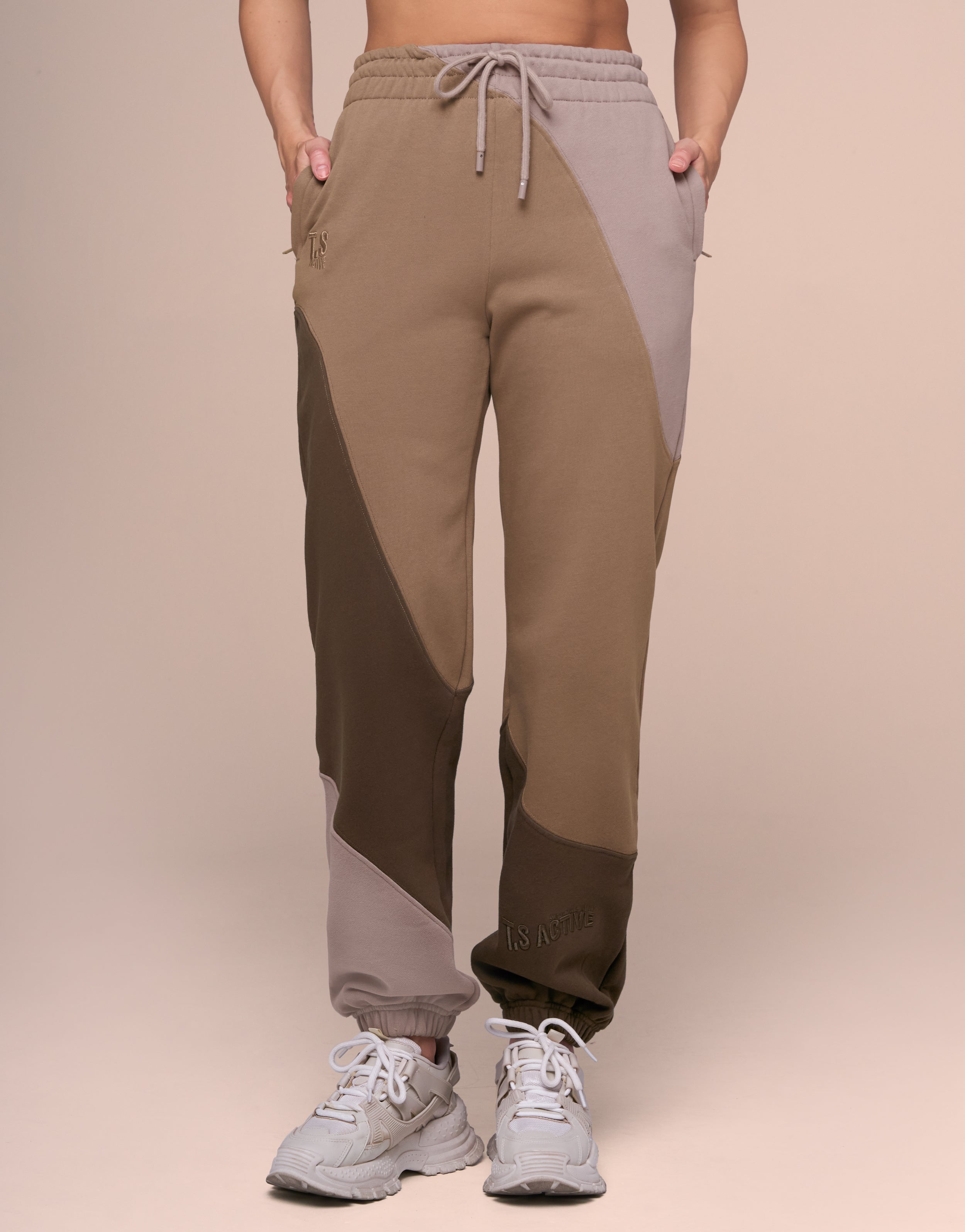 CLOUD COFFE JOGGER