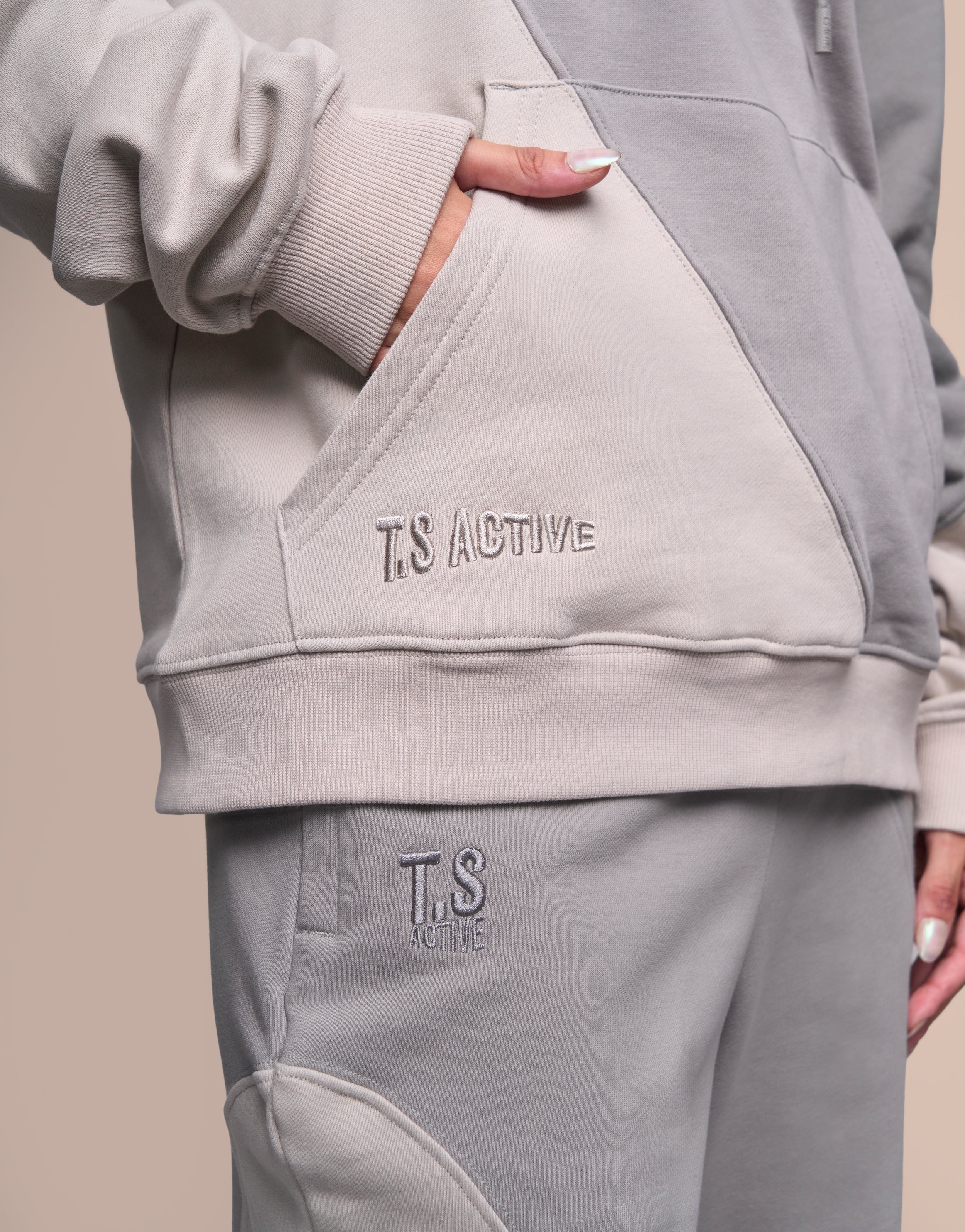 CLOUD GREY HOODIE