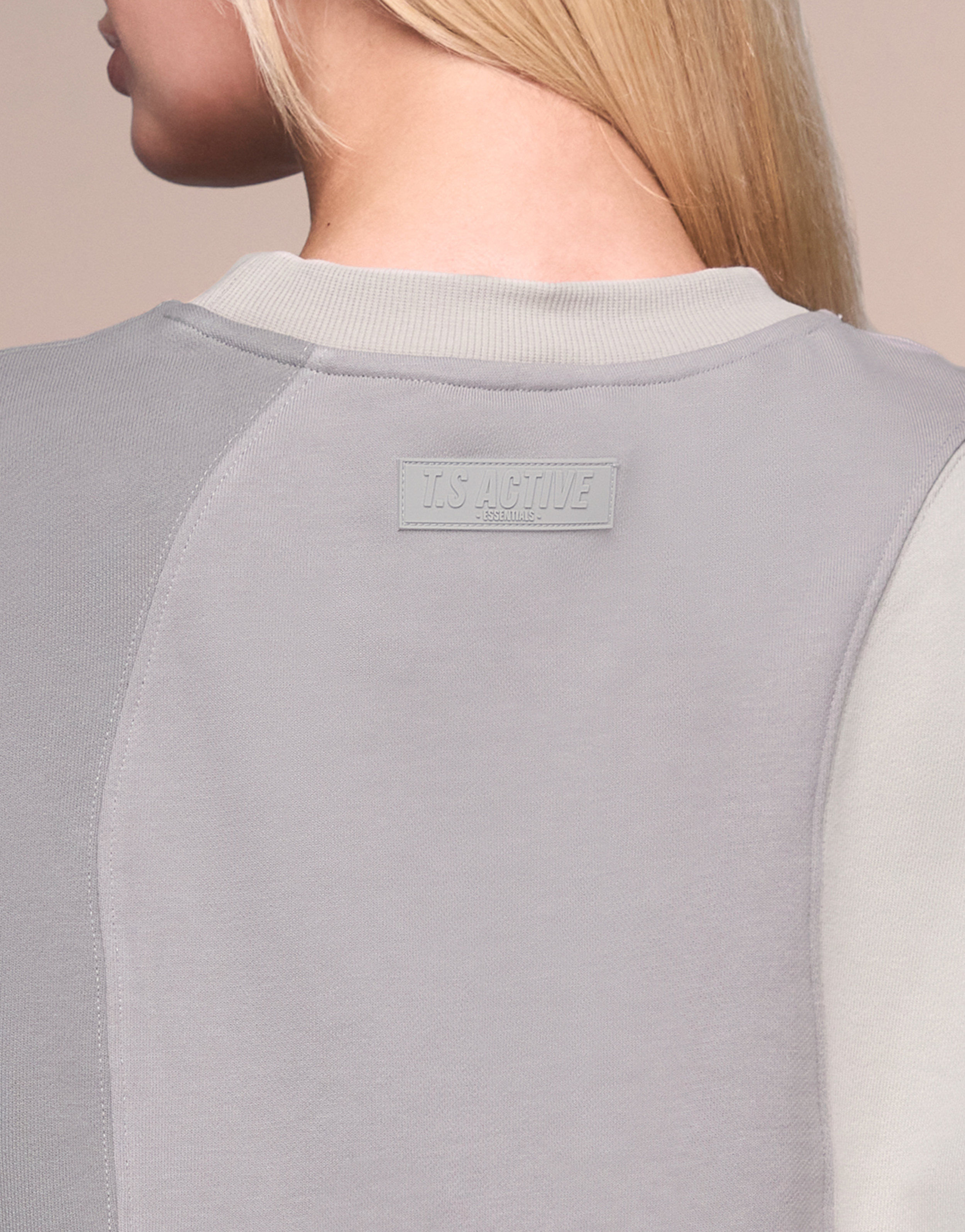 CLOUD GREY SWEAT