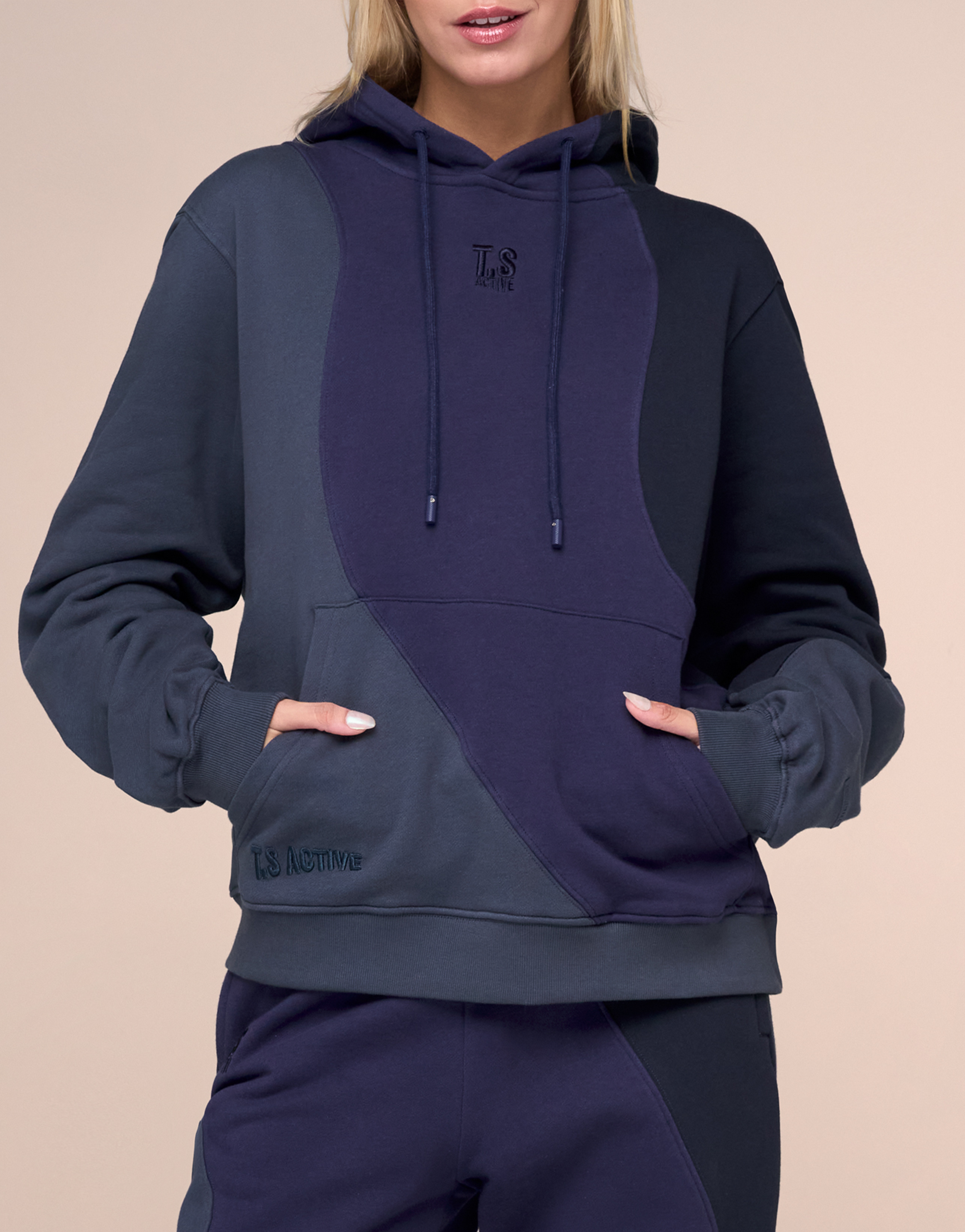 CLOUD NAVY HOODIE