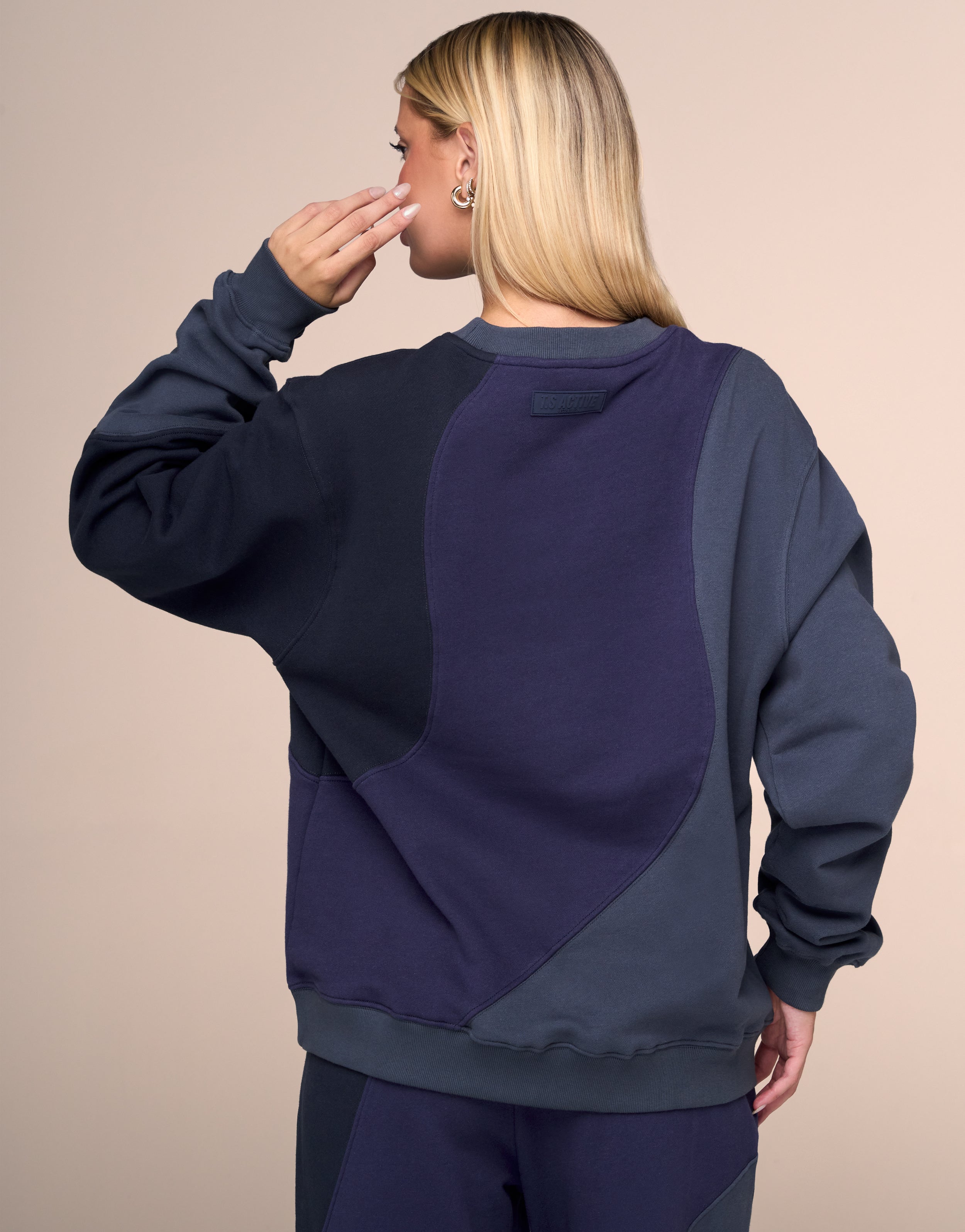 CLOUD NAVY SWEAT