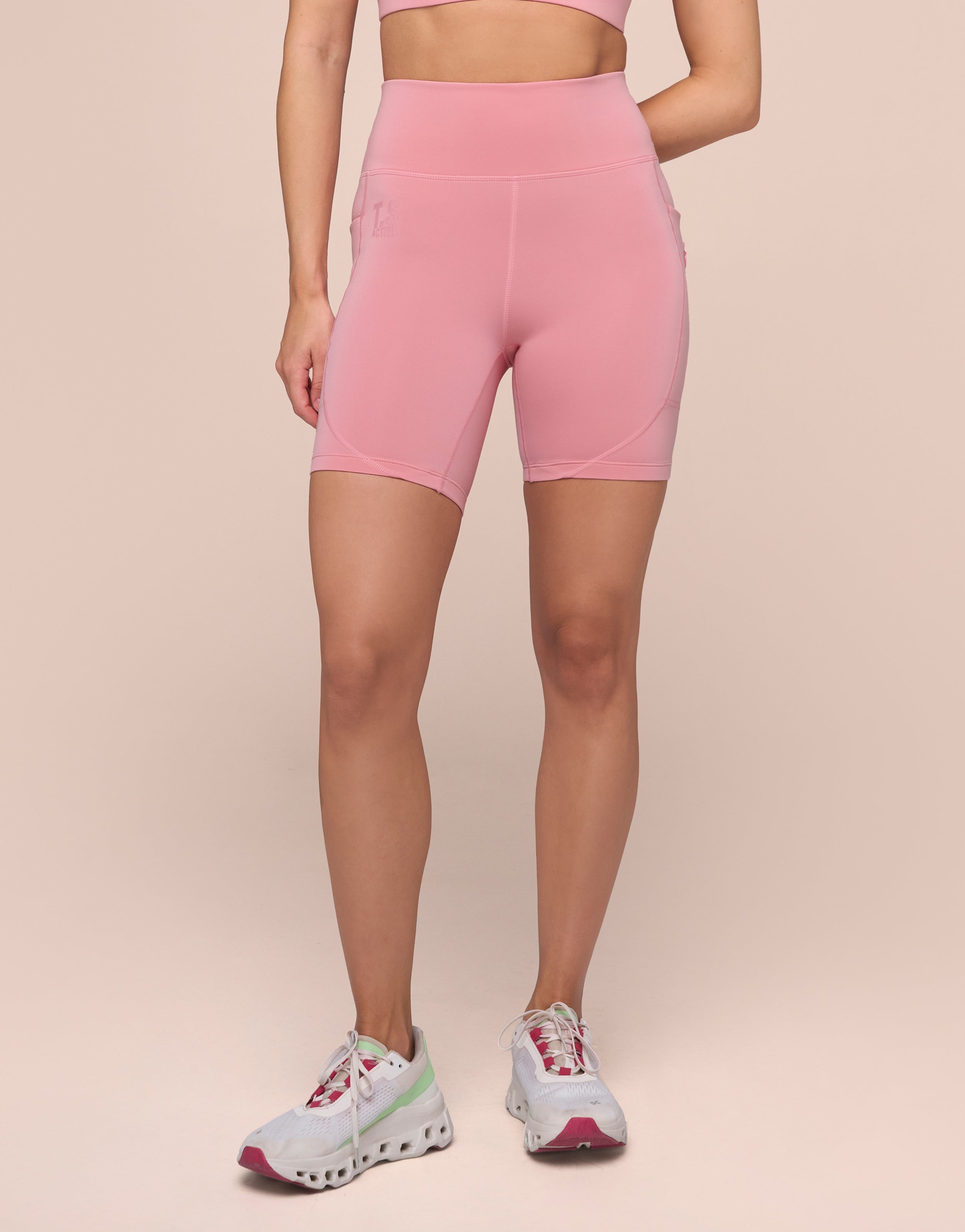 CLOUD ROSE SHORT