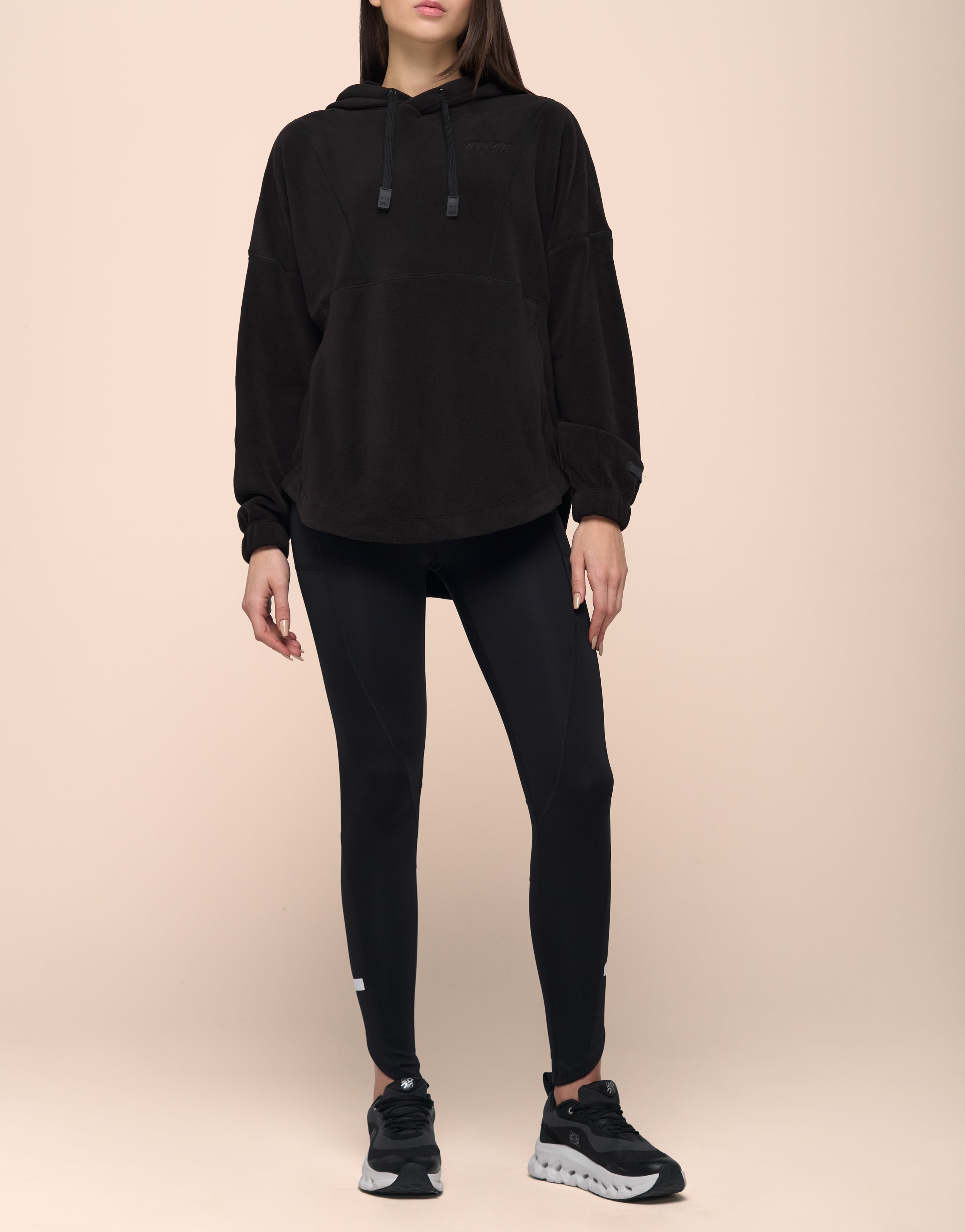 ESQUÍ BLACK HOODIE