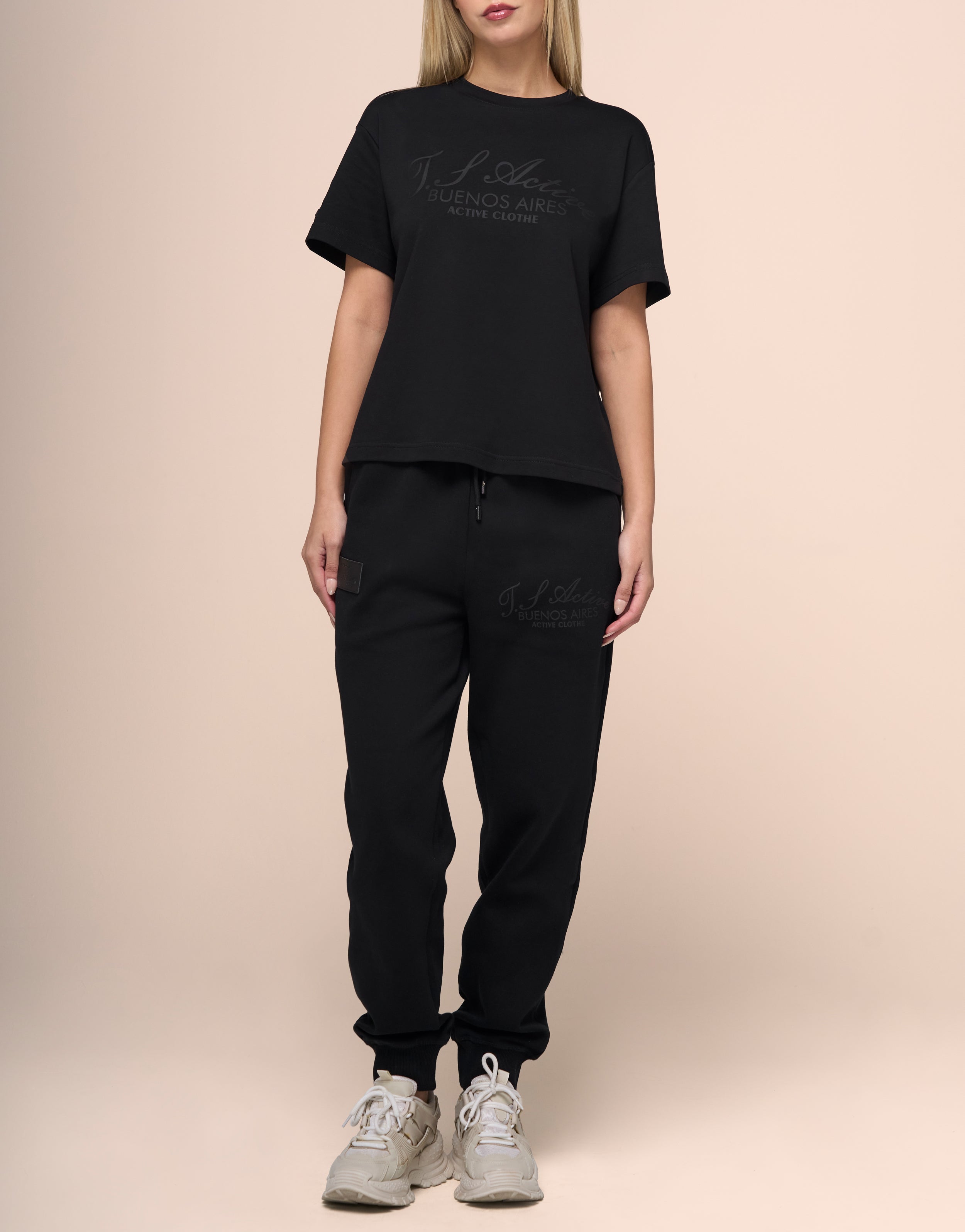 VERSALLES BLACK JOGGER