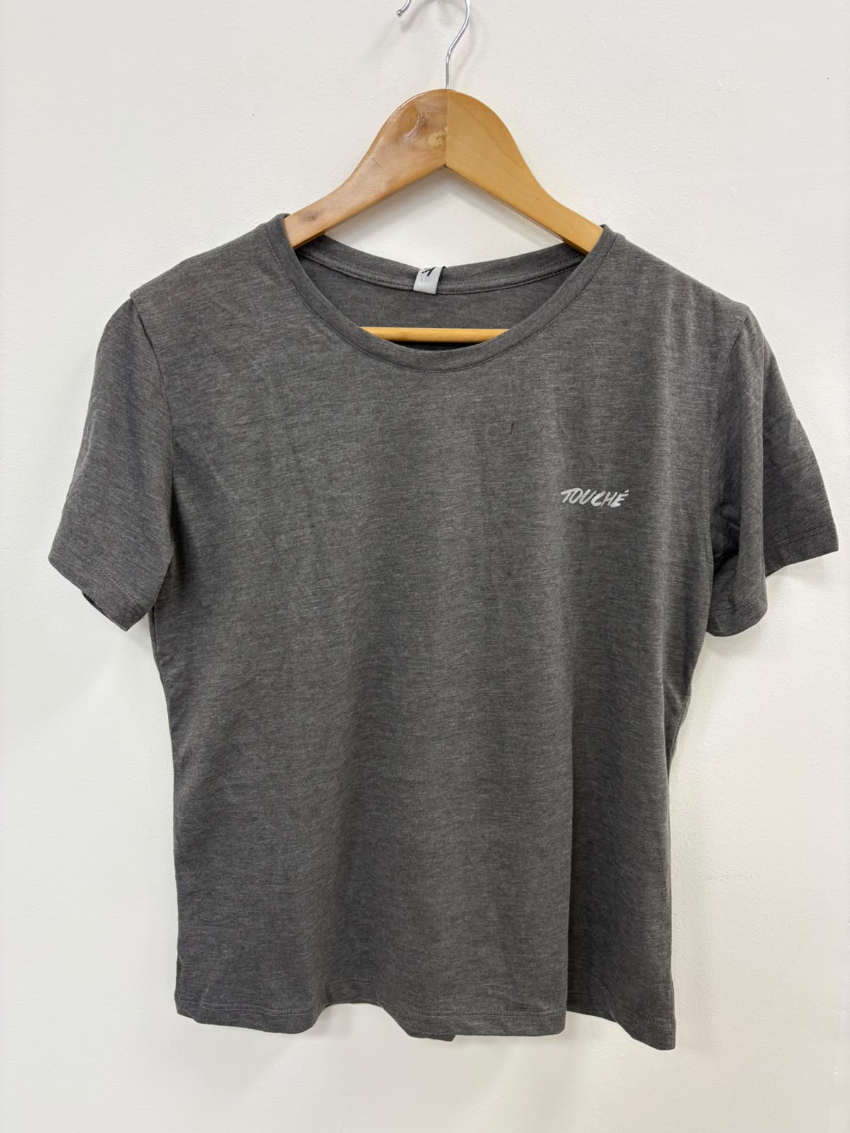 DARK GREY BASIC TEE (FALLA)